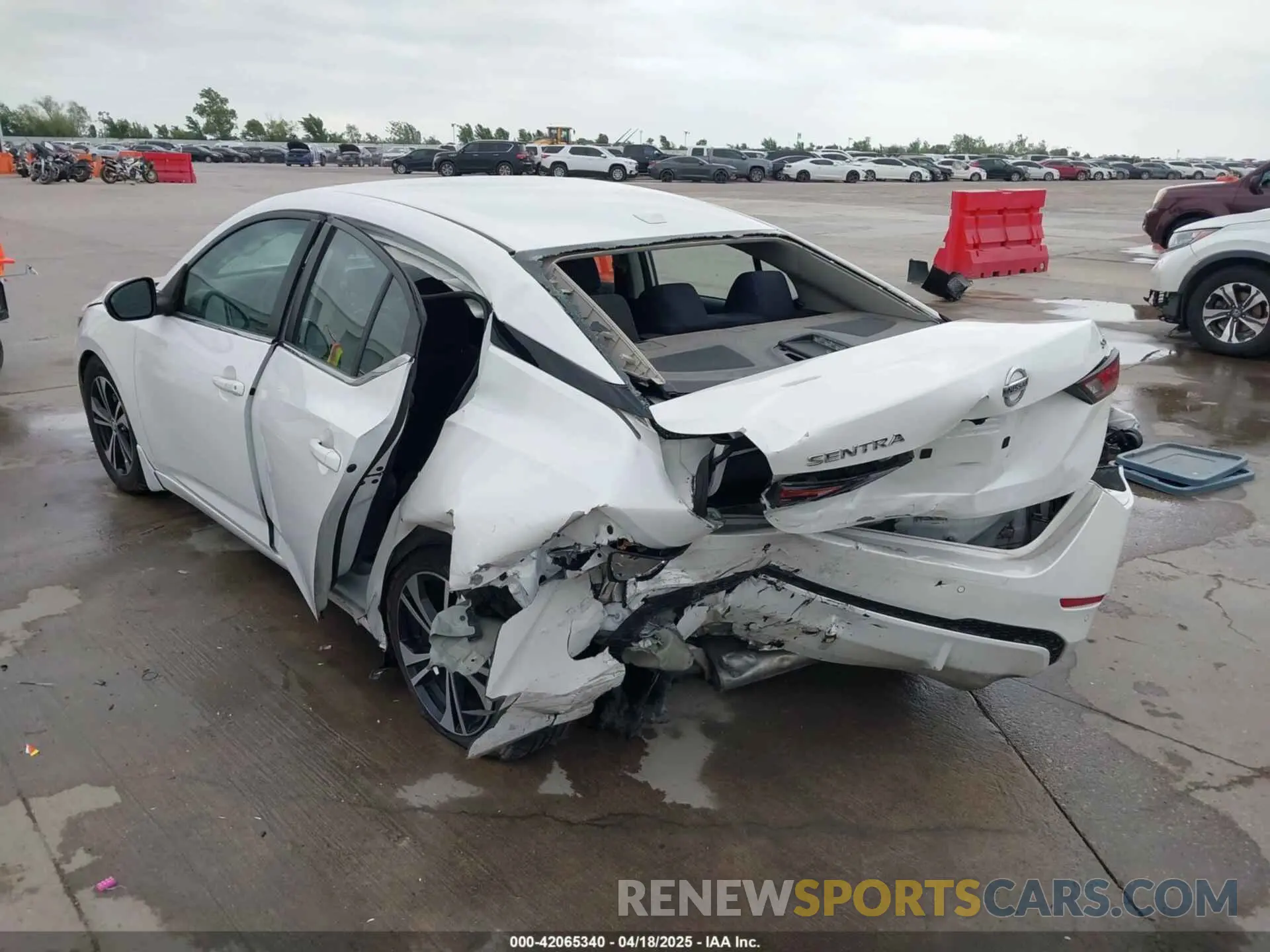 3 fotografías del automóvil dañado 3N1AB8CV4NY209195 NISSAN SENTRA 2022