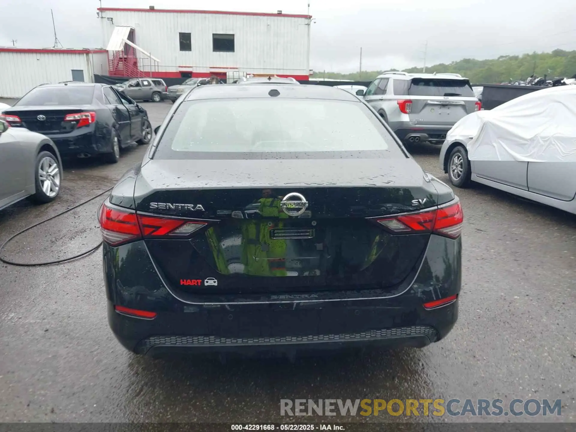 17 fotografías del automóvil dañado 3N1AB8CV4NY233481 NISSAN SENTRA 2022
