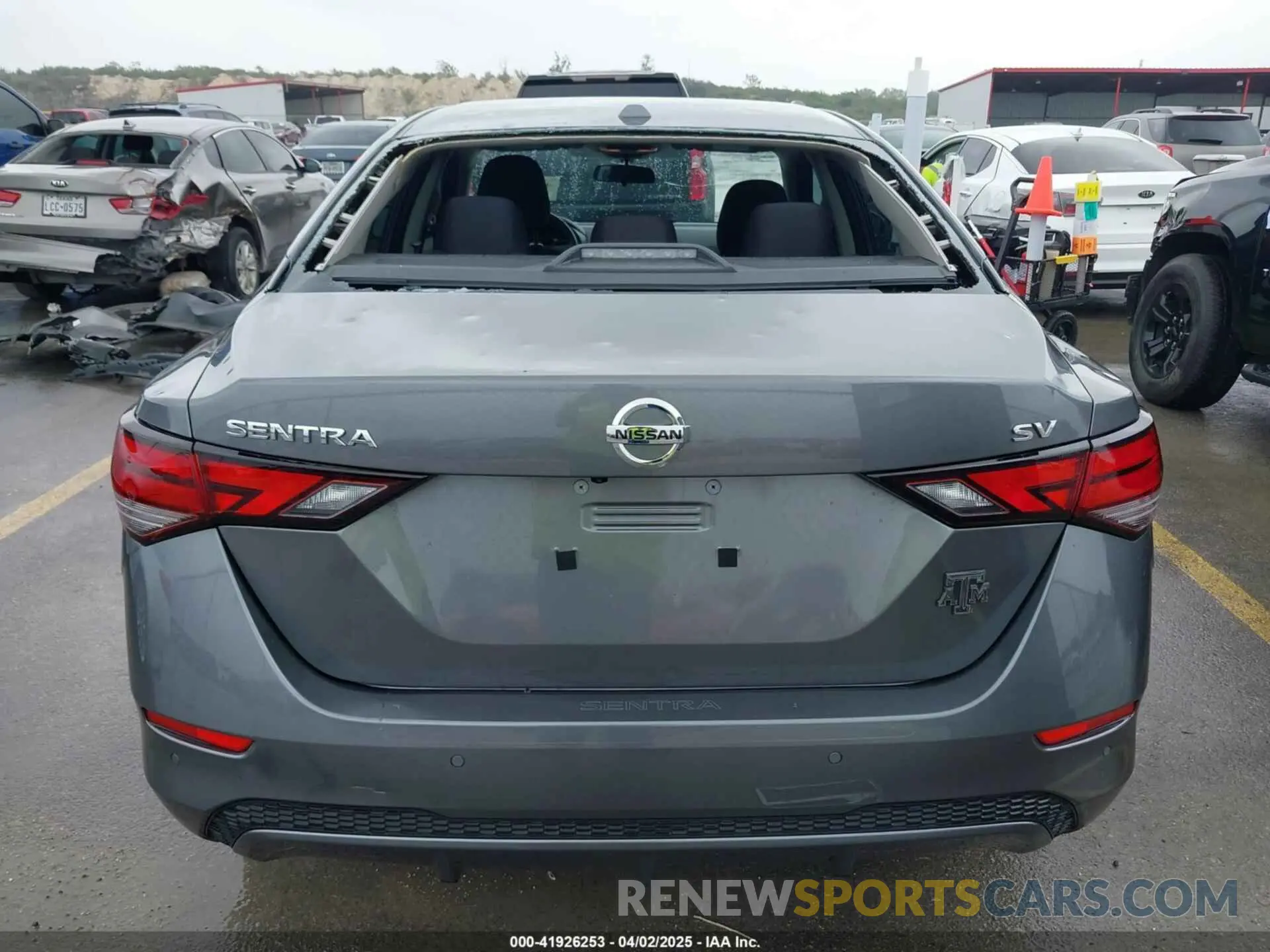 17 fotografías del automóvil dañado 3N1AB8CV4NY275763 NISSAN SENTRA 2022