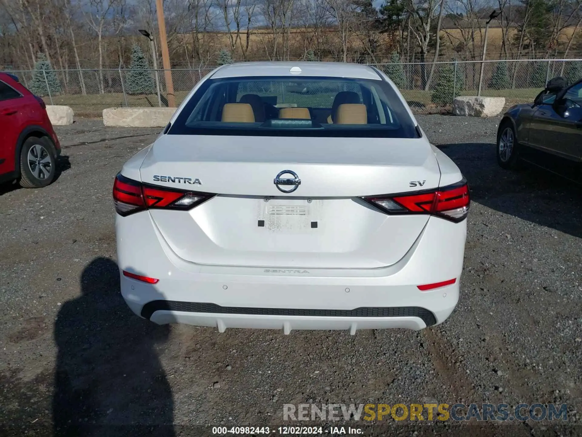 16 fotografías del automóvil dañado 3N1AB8CV4NY288335 NISSAN SENTRA 2022