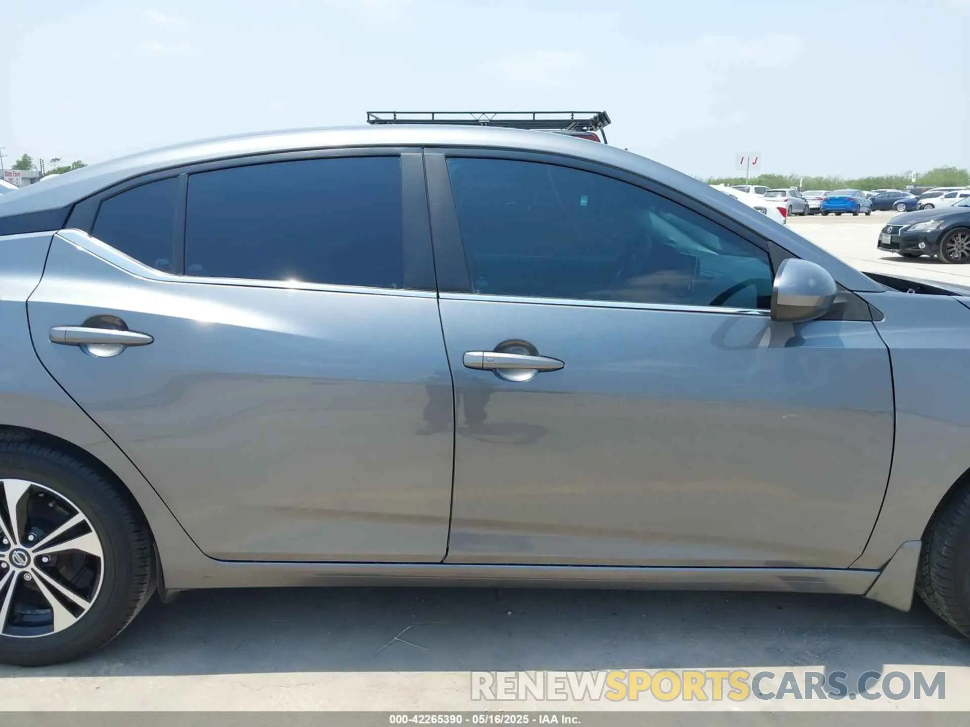 14 fotografías del automóvil dañado 3N1AB8CV5NY249530 NISSAN SENTRA 2022
