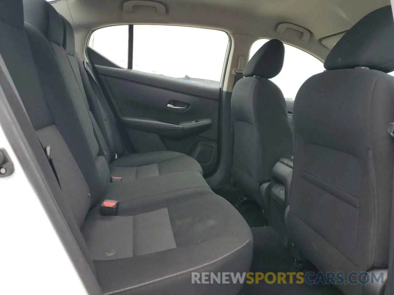 10 fotografías del automóvil dañado 3N1AB8CV5NY261001 NISSAN SENTRA 2022