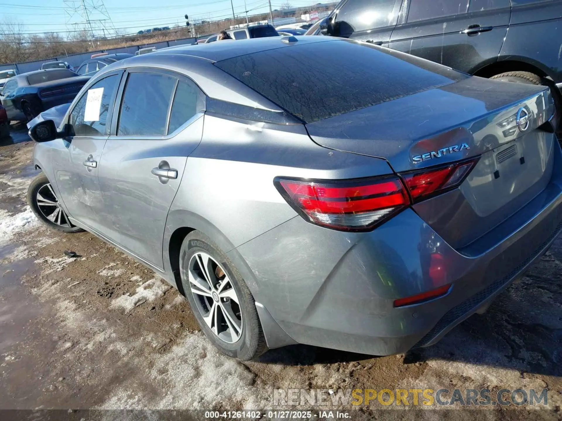 3 fotografías del automóvil dañado 3N1AB8CV5NY297335 NISSAN SENTRA 2022