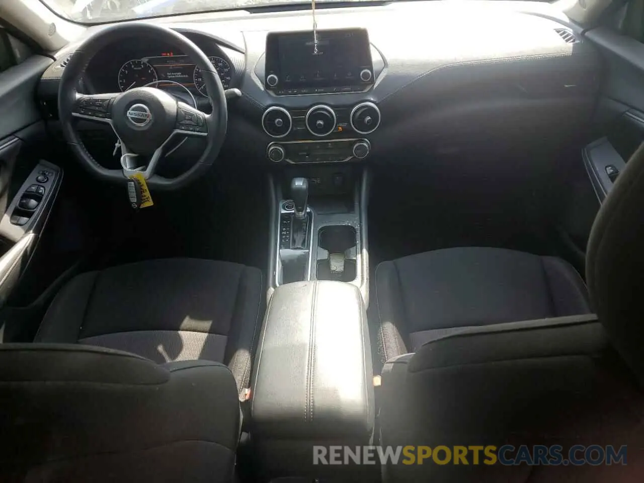 8 fotografías del automóvil dañado 3N1AB8CV6NY229853 NISSAN SENTRA 2022