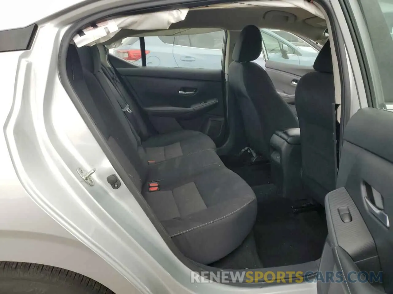 10 fotografías del automóvil dañado 3N1AB8CV6NY241565 NISSAN SENTRA 2022