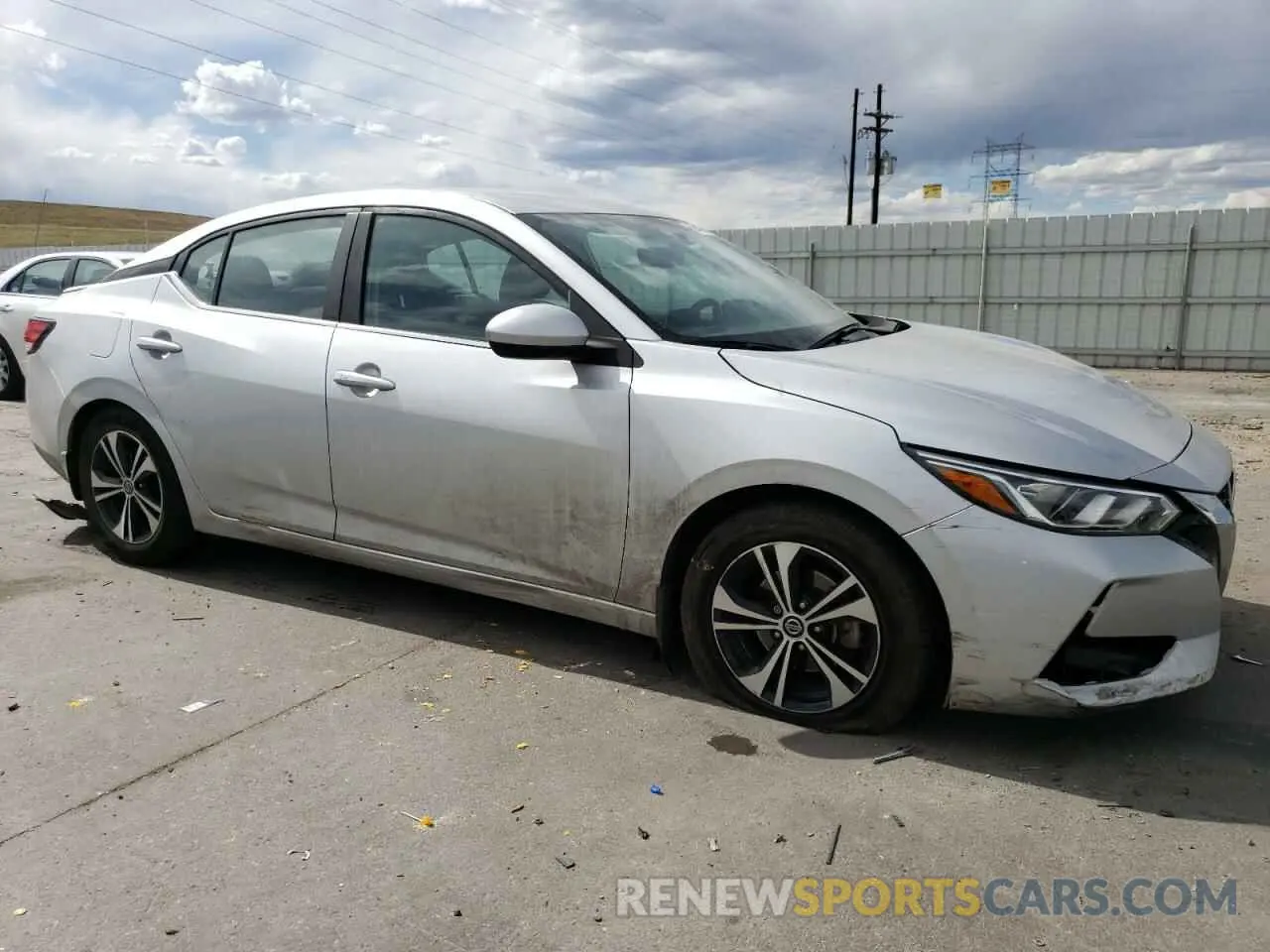 4 fotografías del automóvil dañado 3N1AB8CV6NY268409 NISSAN SENTRA 2022