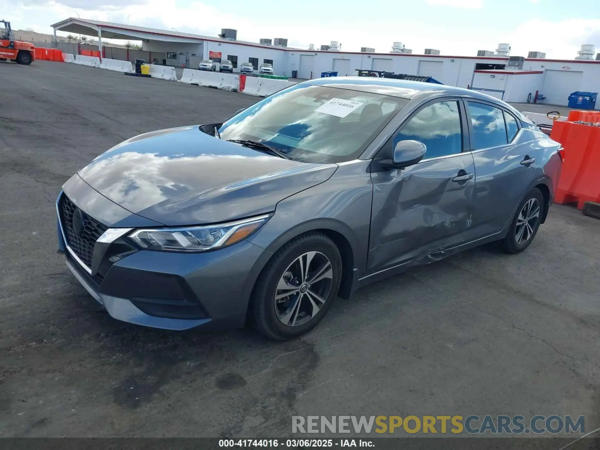 2 fotografías del automóvil dañado 3N1AB8CV6NY268426 NISSAN SENTRA 2022