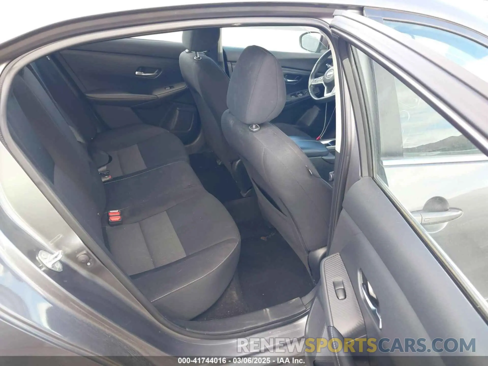 8 fotografías del automóvil dañado 3N1AB8CV6NY268426 NISSAN SENTRA 2022