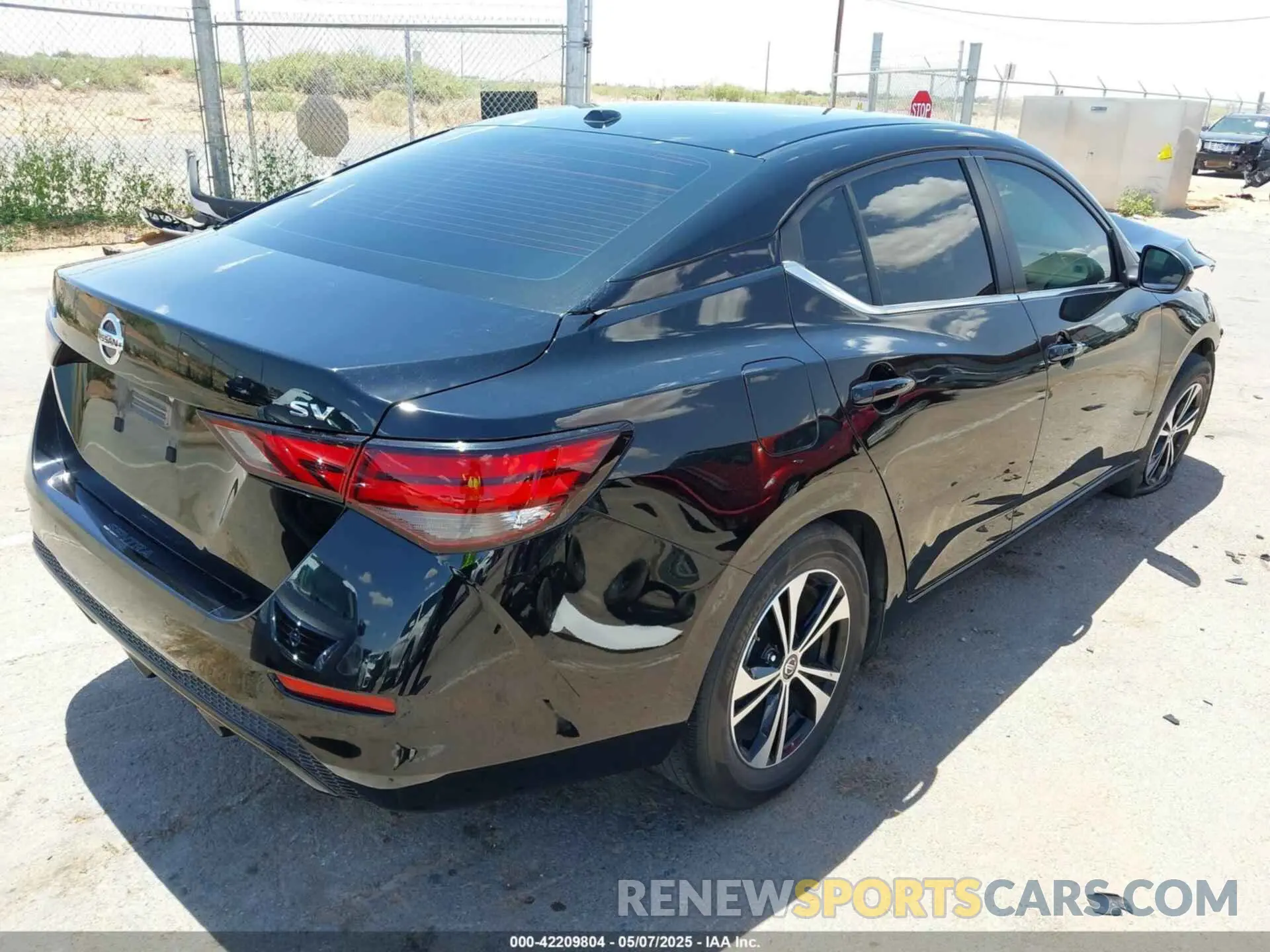 4 fotografías del automóvil dañado 3N1AB8CV6NY311503 NISSAN SENTRA 2022