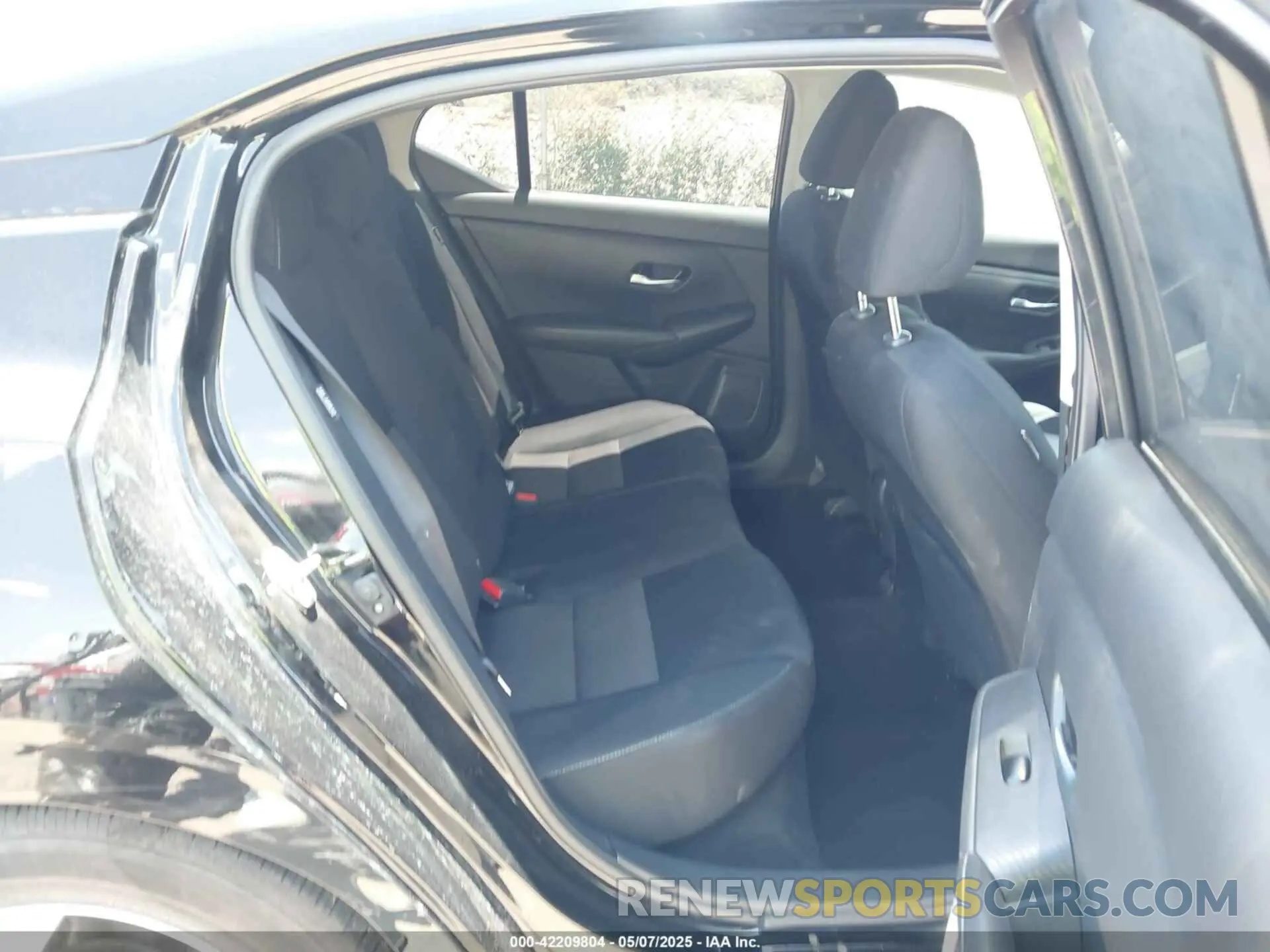 8 fotografías del automóvil dañado 3N1AB8CV6NY311503 NISSAN SENTRA 2022