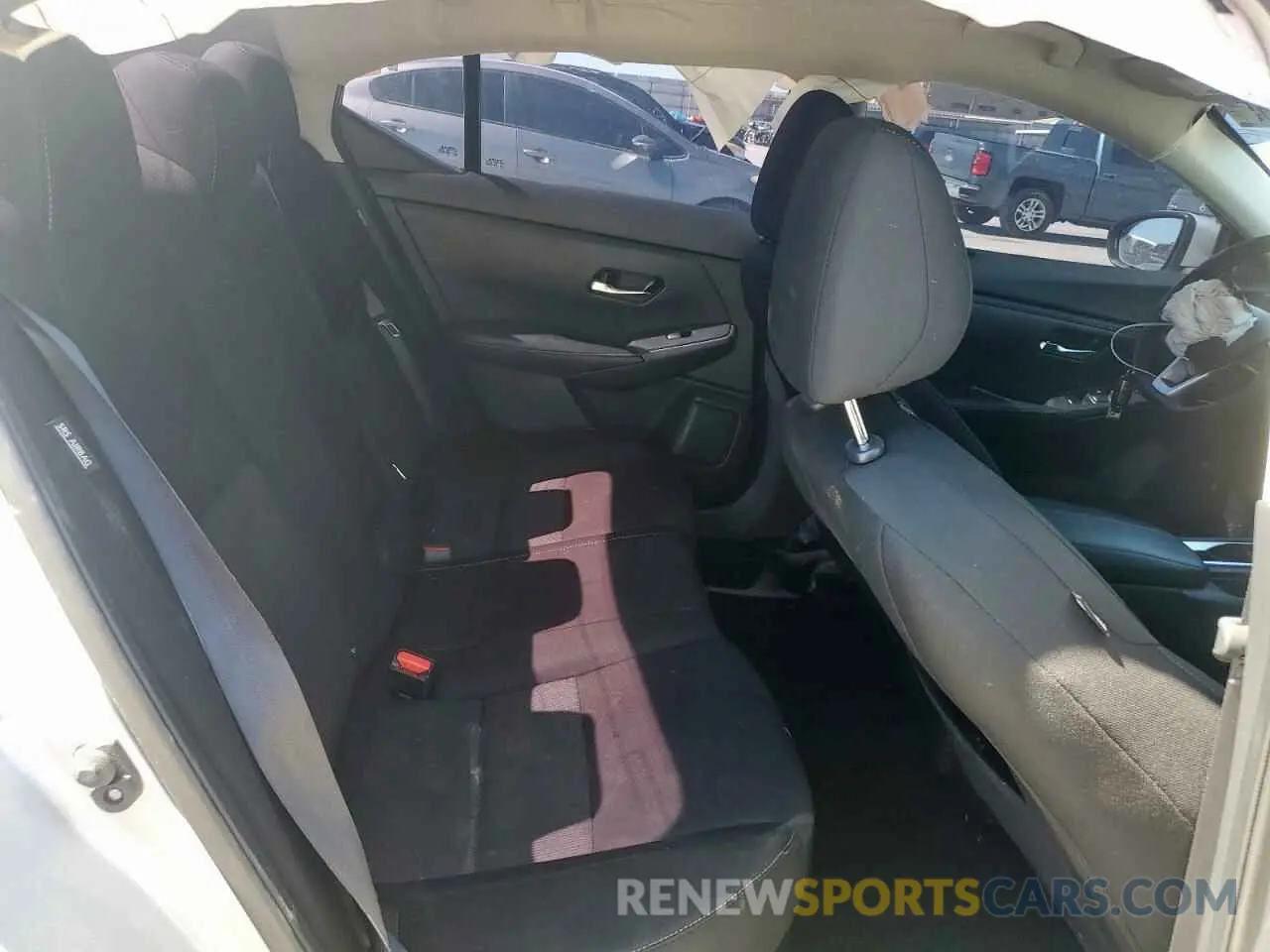 10 fotografías del automóvil dañado 3N1AB8CV7NY250100 NISSAN SENTRA 2022