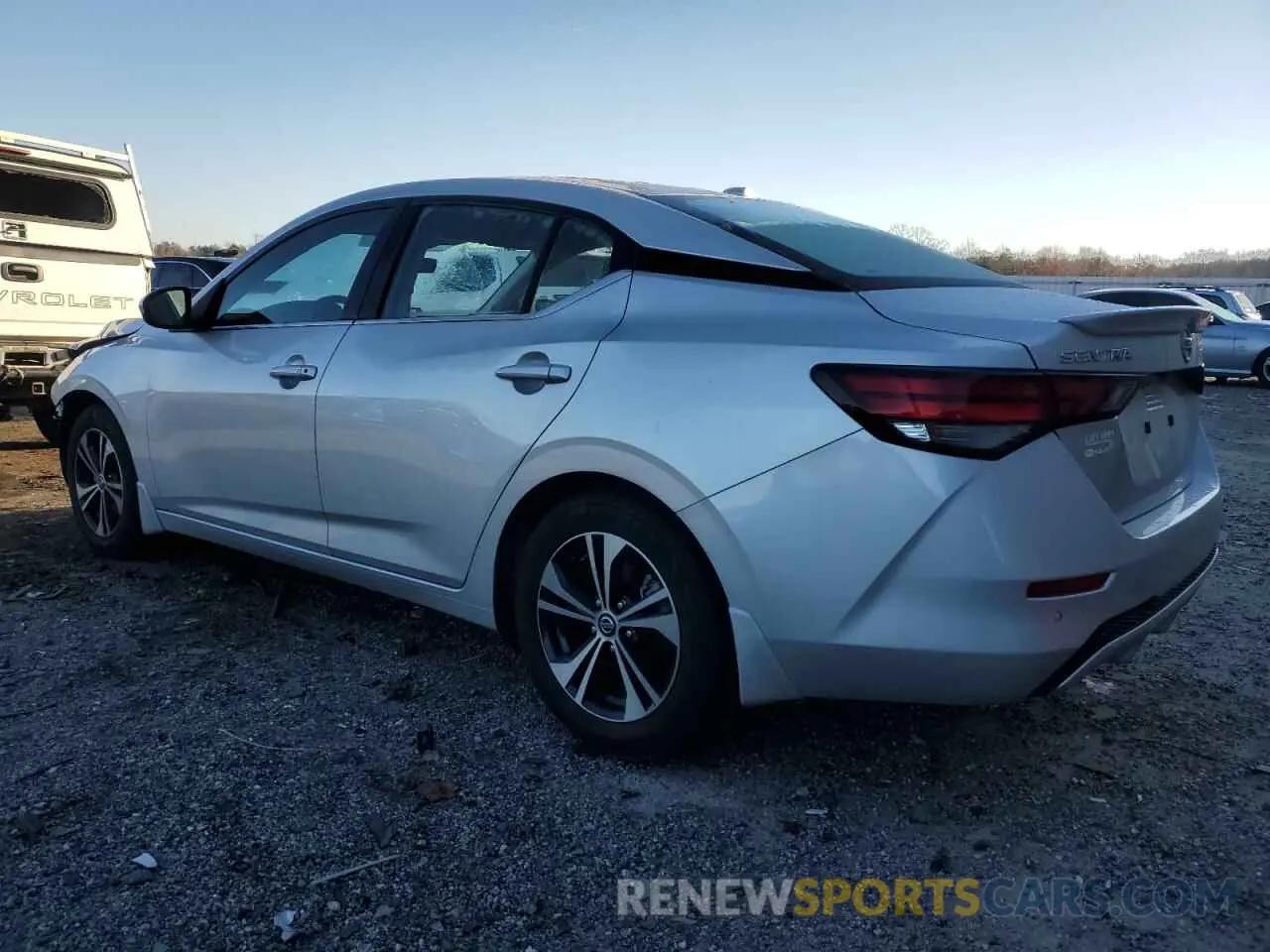2 fotografías del automóvil dañado 3N1AB8CV7NY268936 NISSAN SENTRA 2022