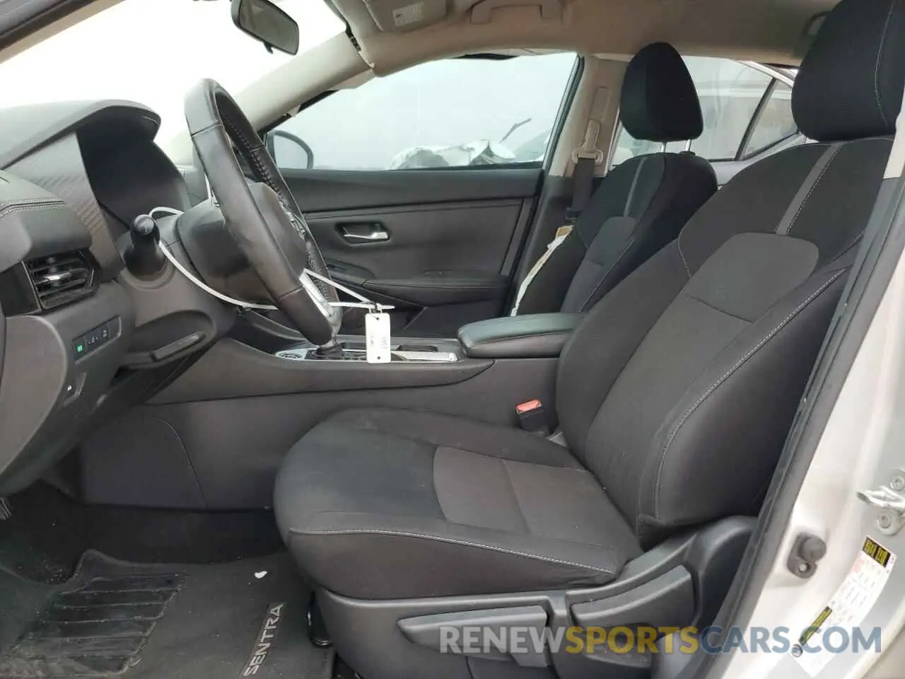 7 fotografías del automóvil dañado 3N1AB8CV7NY285025 NISSAN SENTRA 2022