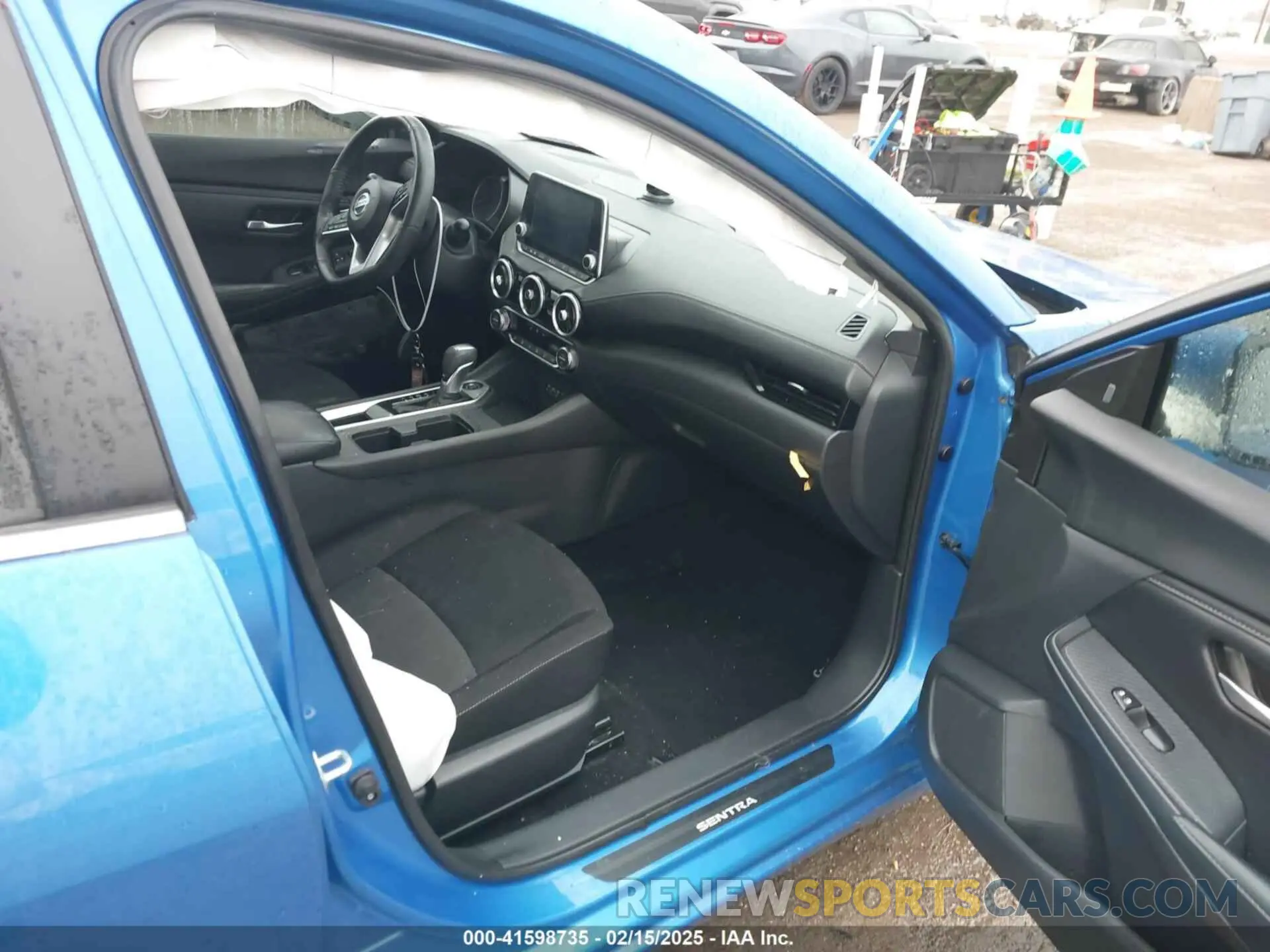 5 fotografías del automóvil dañado 3N1AB8CV7NY295599 NISSAN SENTRA 2022