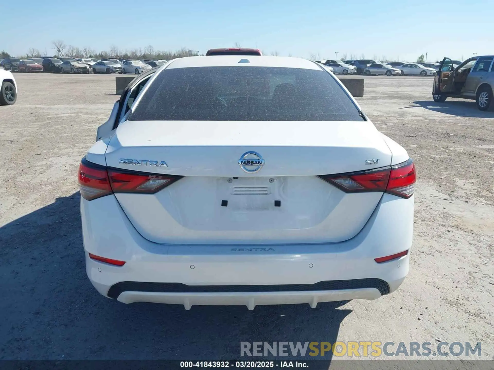 16 fotografías del automóvil dañado 3N1AB8CV8NY234603 NISSAN SENTRA 2022