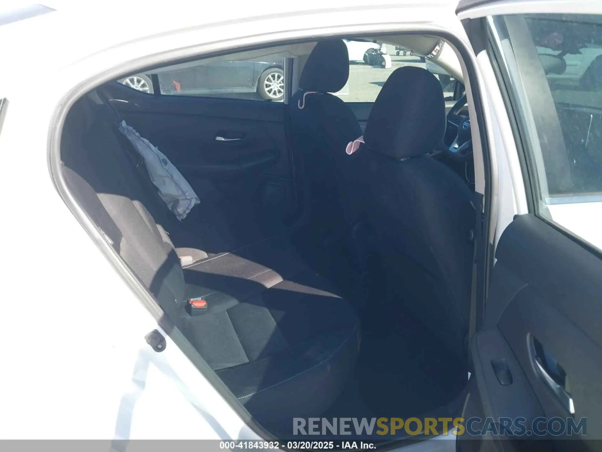 8 fotografías del automóvil dañado 3N1AB8CV8NY234603 NISSAN SENTRA 2022