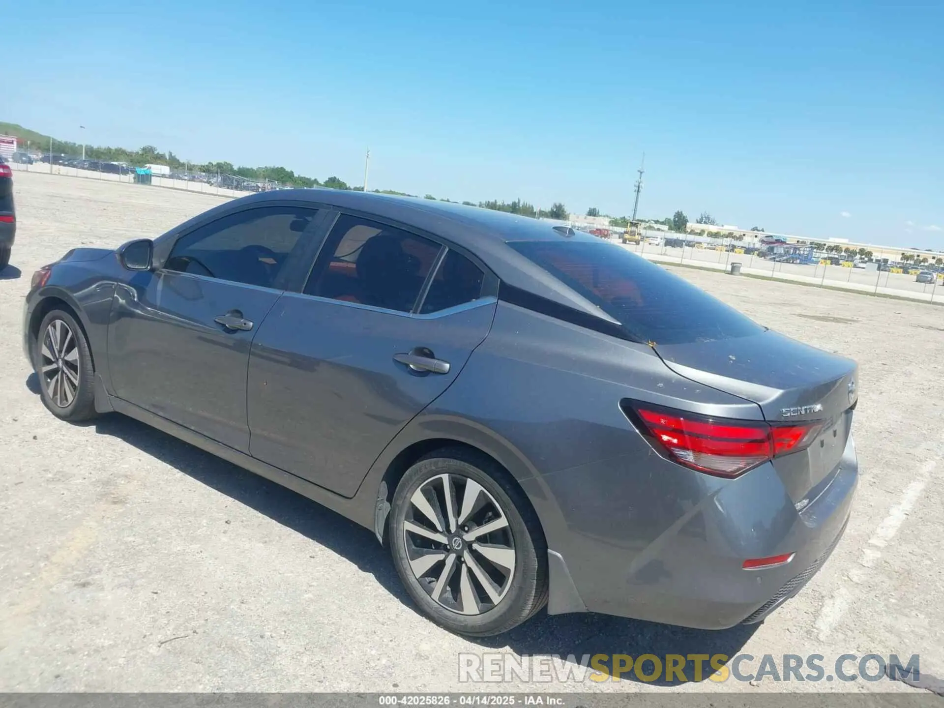 3 fotografías del automóvil dañado 3N1AB8CV8NY254964 NISSAN SENTRA 2022