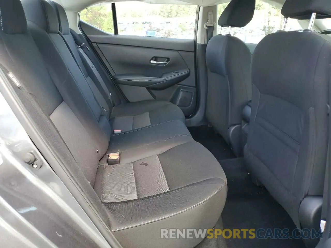 10 fotografías del automóvil dañado 3N1AB8CV8NY261672 NISSAN SENTRA 2022