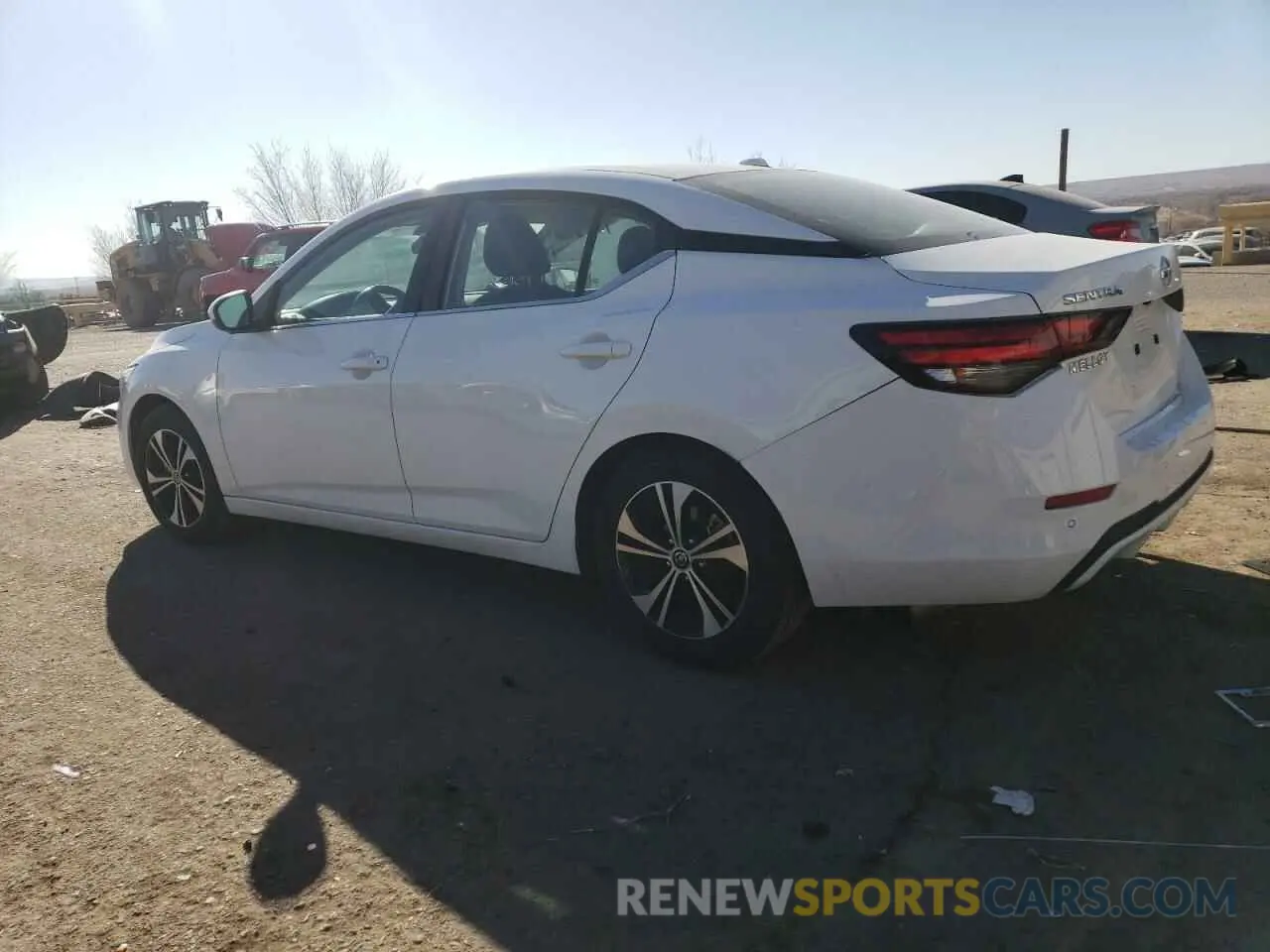 2 fotografías del automóvil dañado 3N1AB8CV8NY271618 NISSAN SENTRA 2022