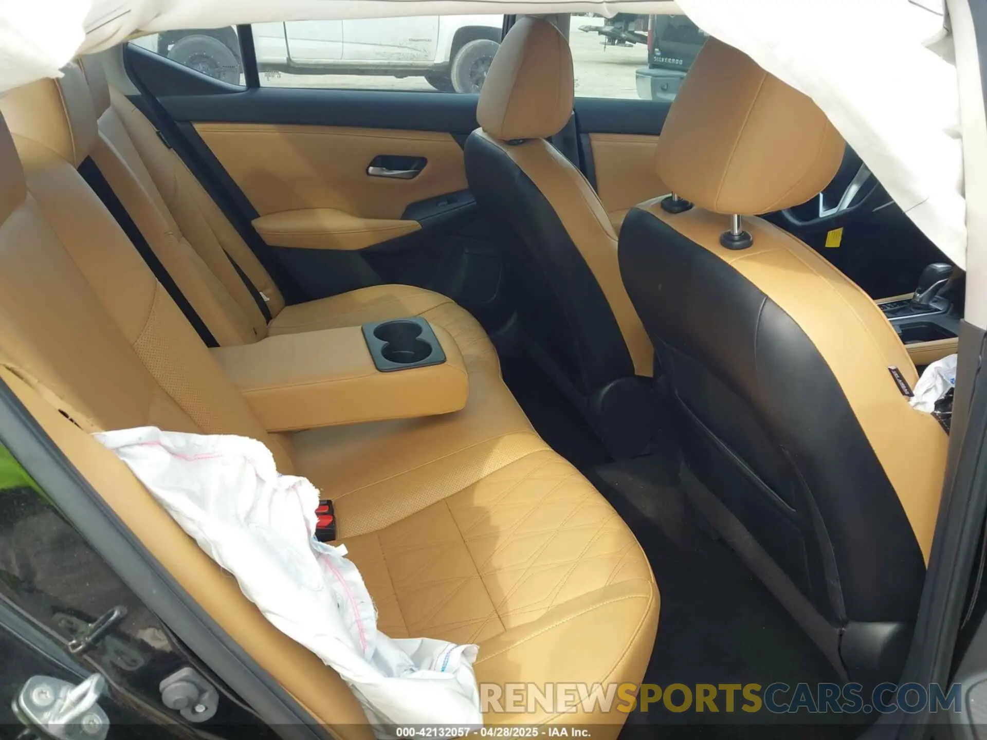 8 fotografías del automóvil dañado 3N1AB8CV8NY279623 NISSAN SENTRA 2022