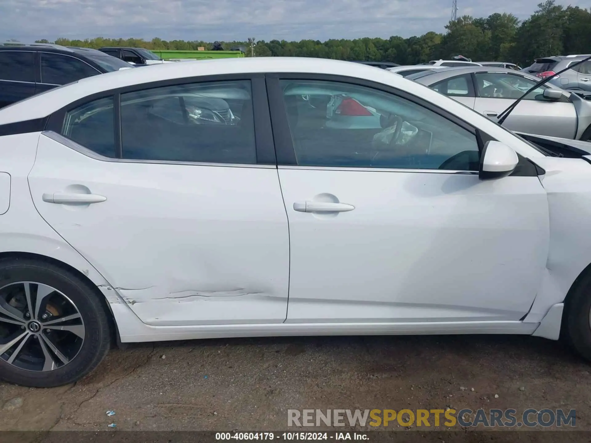 13 fotografías del automóvil dañado 3N1AB8CV9NY220287 NISSAN SENTRA 2022