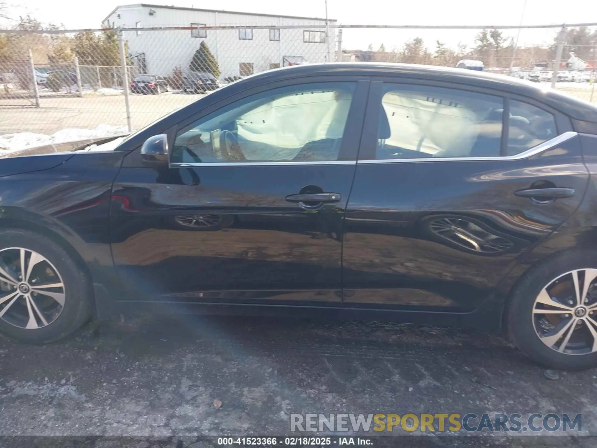 15 fotografías del automóvil dañado 3N1AB8CV9NY235680 NISSAN SENTRA 2022