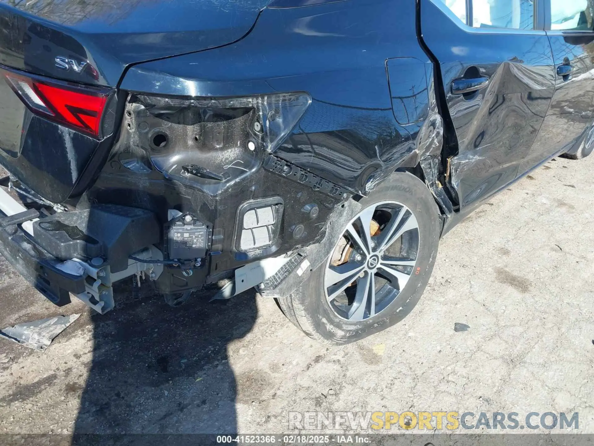 6 fotografías del automóvil dañado 3N1AB8CV9NY235680 NISSAN SENTRA 2022