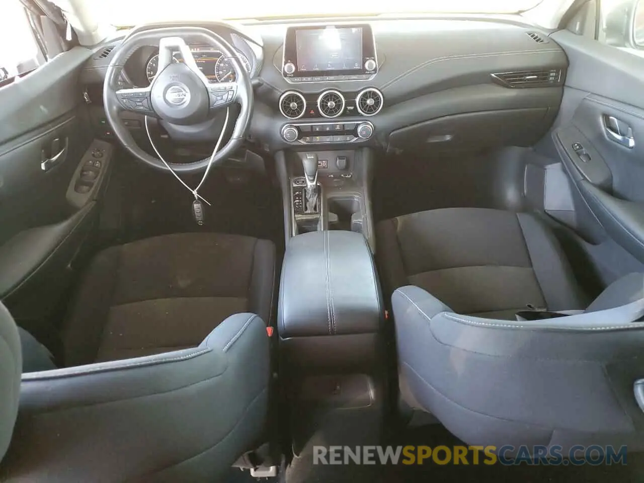 8 fotografías del automóvil dañado 3N1AB8CV9NY248395 NISSAN SENTRA 2022