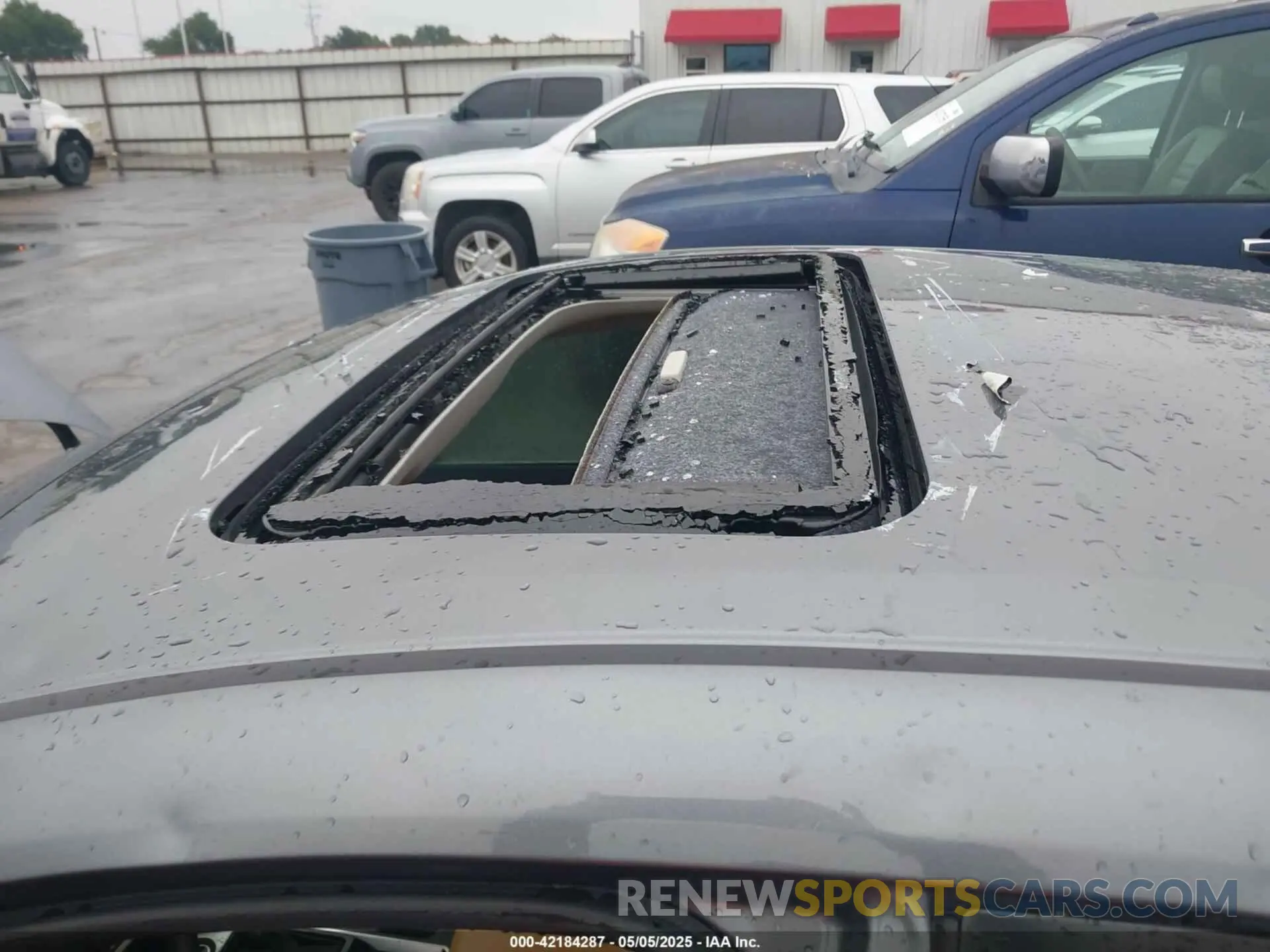 17 fotografías del automóvil dañado 3N1AB8CV9NY259218 NISSAN SENTRA 2022