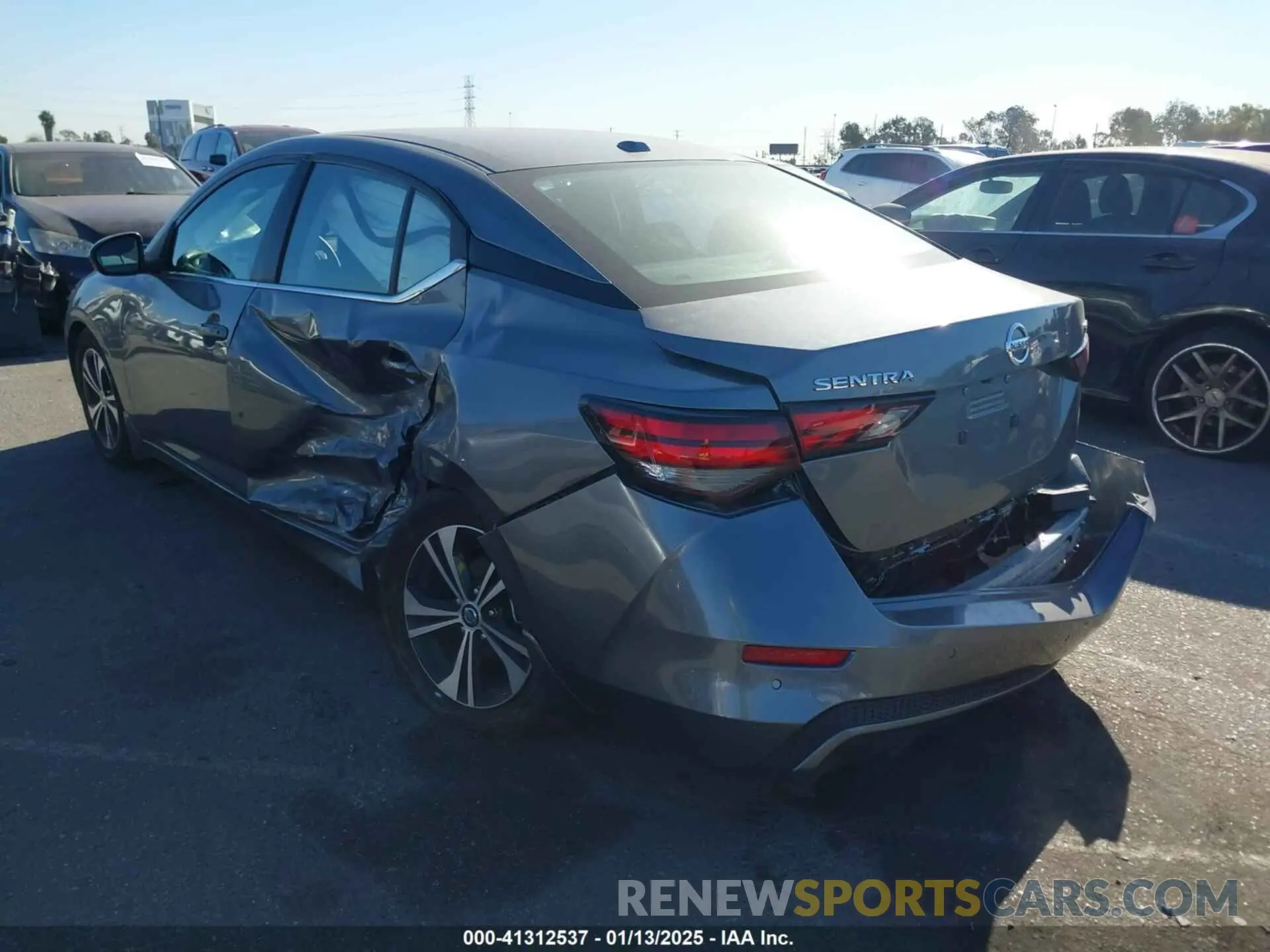 3 fotografías del automóvil dañado 3N1AB8CV9NY275239 NISSAN SENTRA 2022