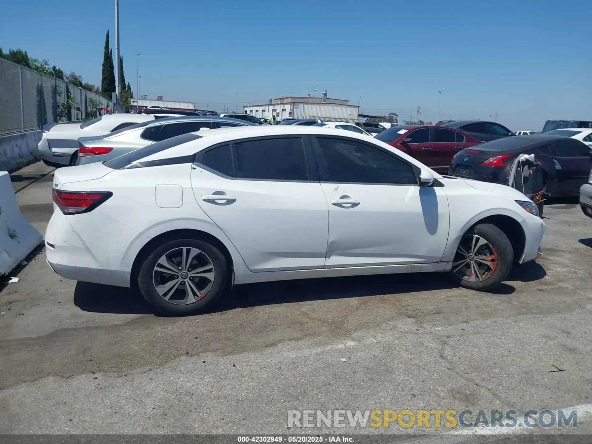 13 fotografías del automóvil dañado 3N1AB8CV9NY283647 NISSAN SENTRA 2022