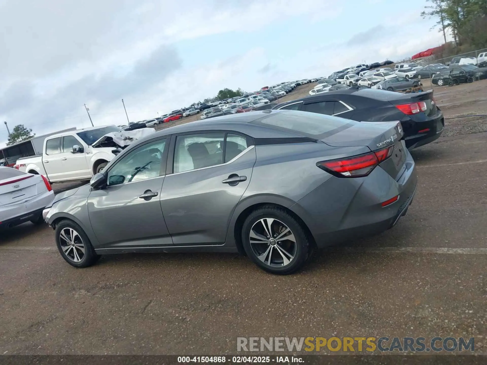 15 fotografías del automóvil dañado 3N1AB8CV9NY284815 NISSAN SENTRA 2022