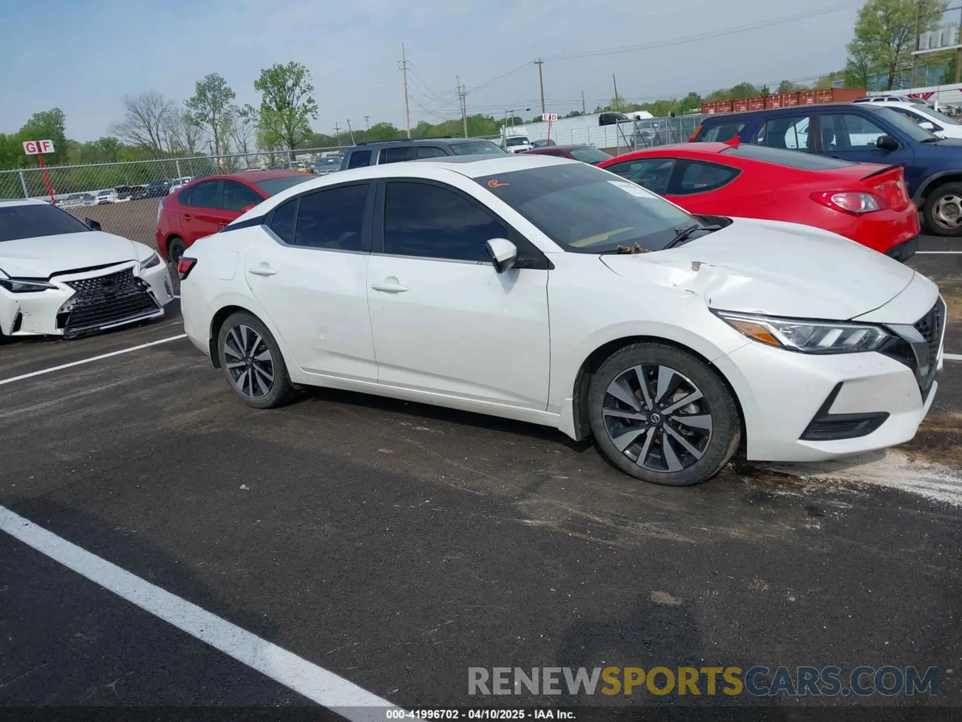 13 fotografías del automóvil dañado 3N1AB8CV9NY293840 NISSAN SENTRA 2022