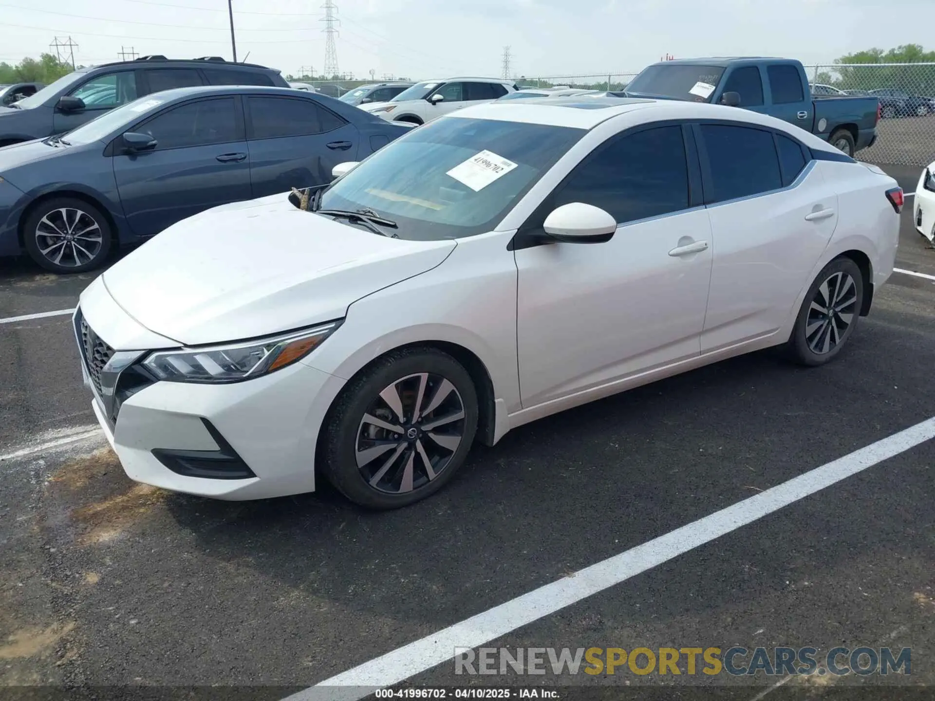 2 fotografías del automóvil dañado 3N1AB8CV9NY293840 NISSAN SENTRA 2022