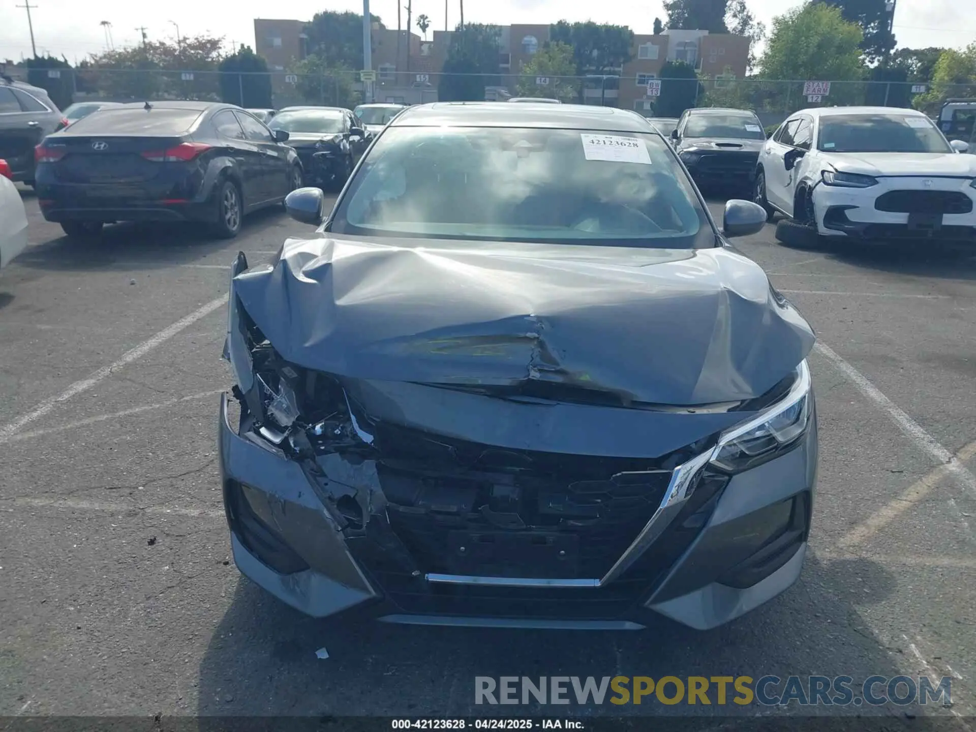 12 fotografías del automóvil dañado 3N1AB8CV9NY295488 NISSAN SENTRA 2022