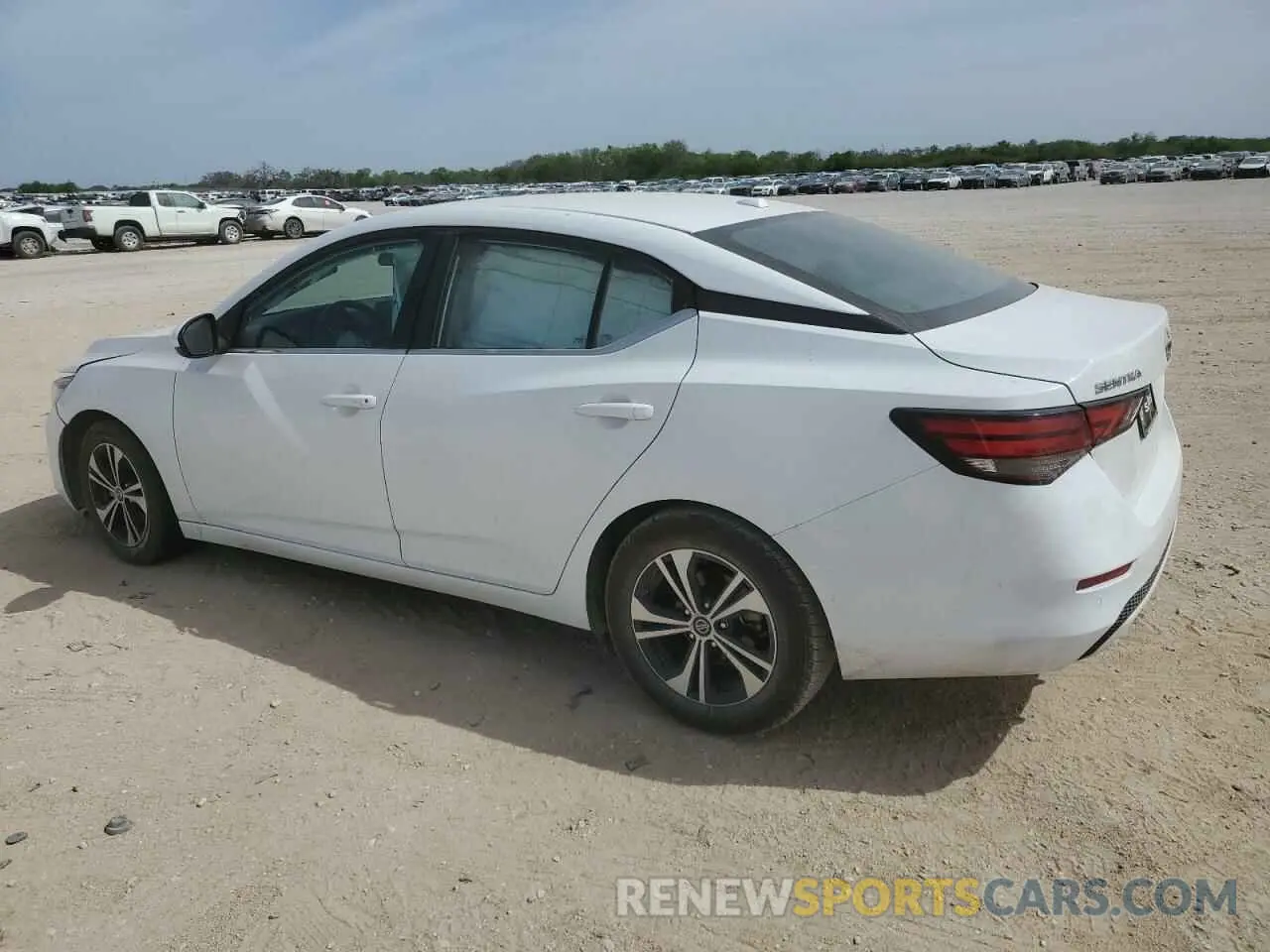 2 fotografías del automóvil dañado 3N1AB8CVXNY205037 NISSAN SENTRA 2022