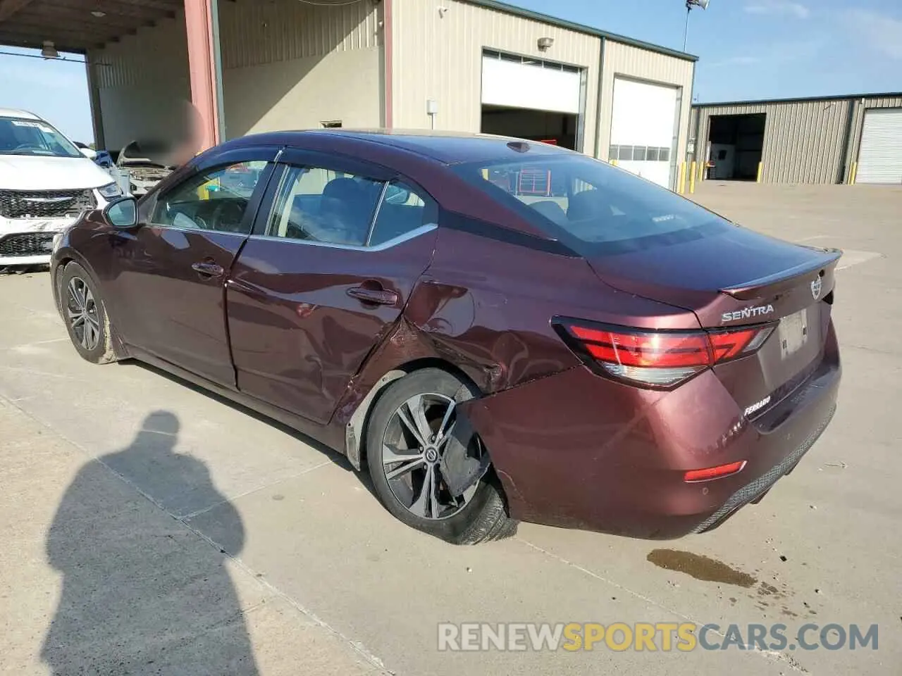 2 fotografías del automóvil dañado 3N1AB8CVXNY232142 NISSAN SENTRA 2022