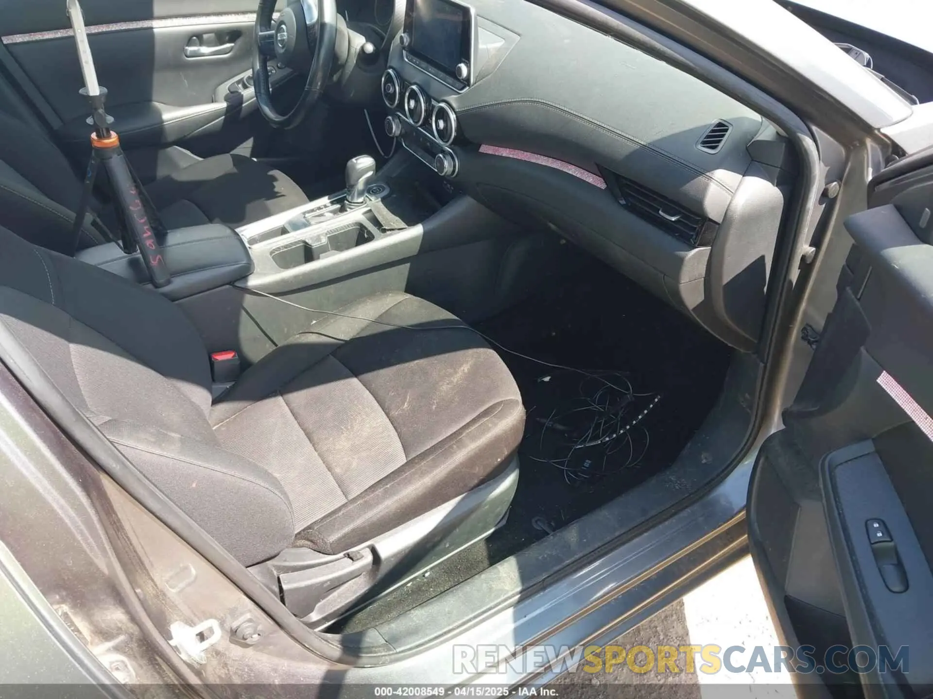 5 fotografías del automóvil dañado 3N1AB8CVXNY240743 NISSAN SENTRA 2022