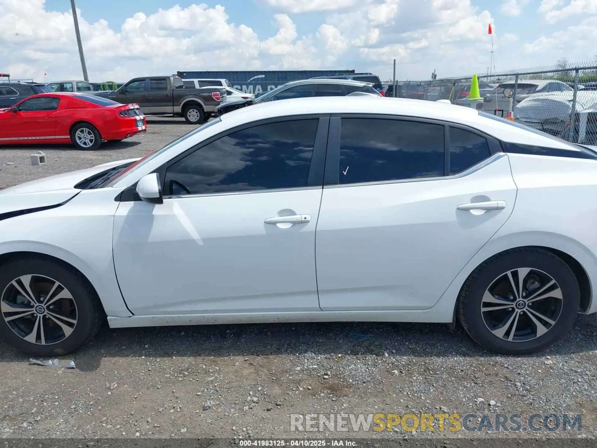 14 fotografías del automóvil dañado 3N1AB8CVXNY255632 NISSAN SENTRA 2022