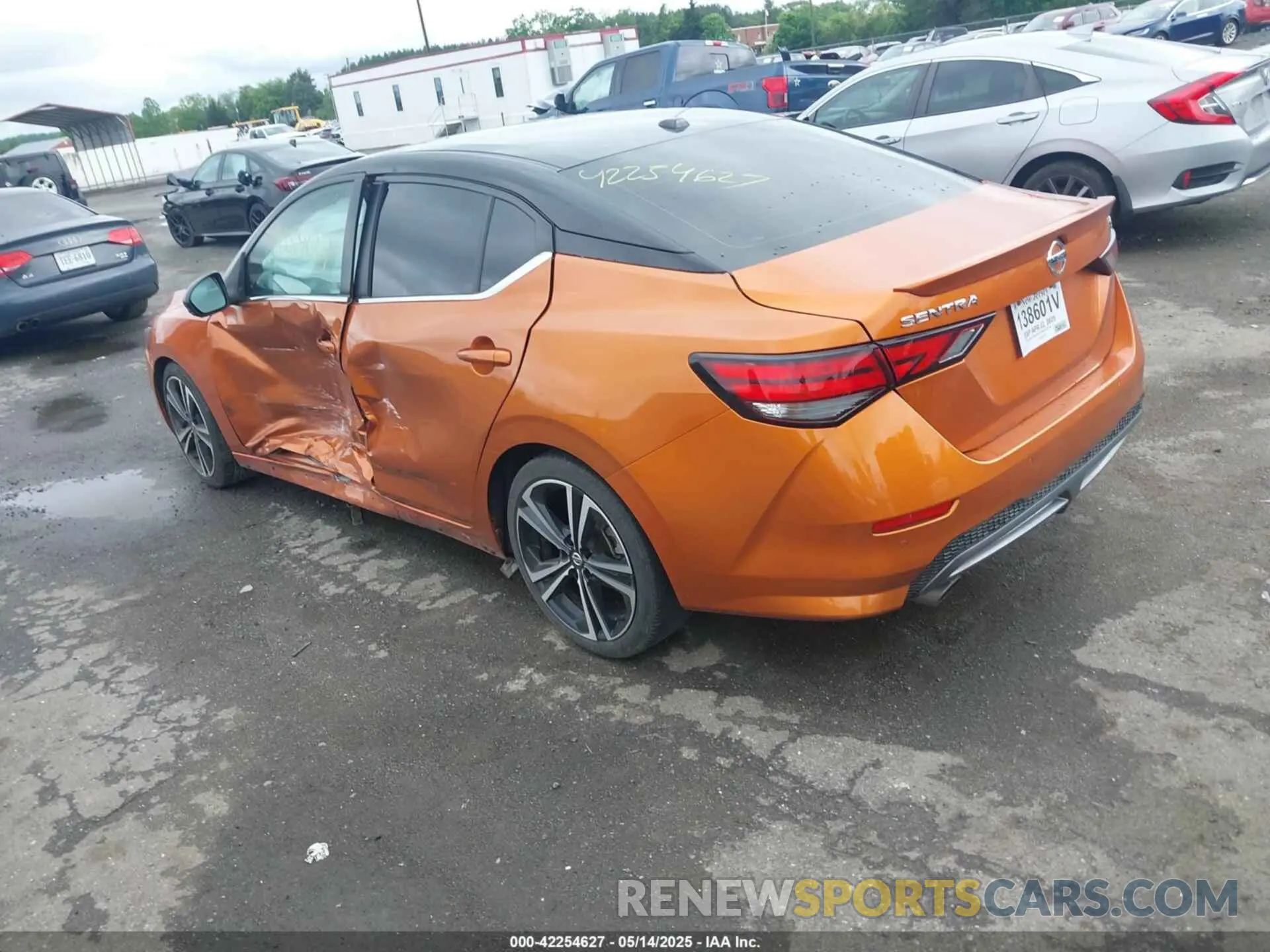 3 fotografías del automóvil dañado 3N1AB8DV0NY237302 NISSAN SENTRA 2022