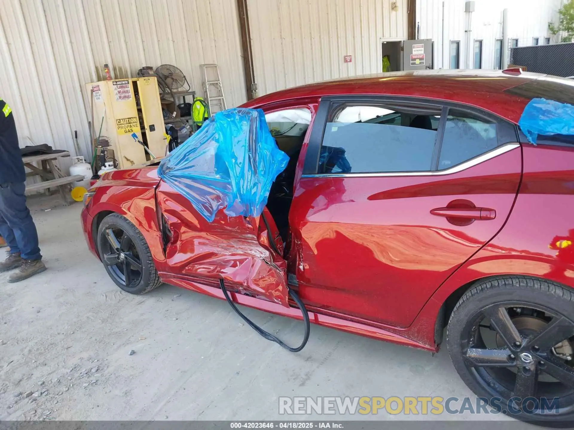 17 fotografías del automóvil dañado 3N1AB8DV0NY287780 NISSAN SENTRA 2022