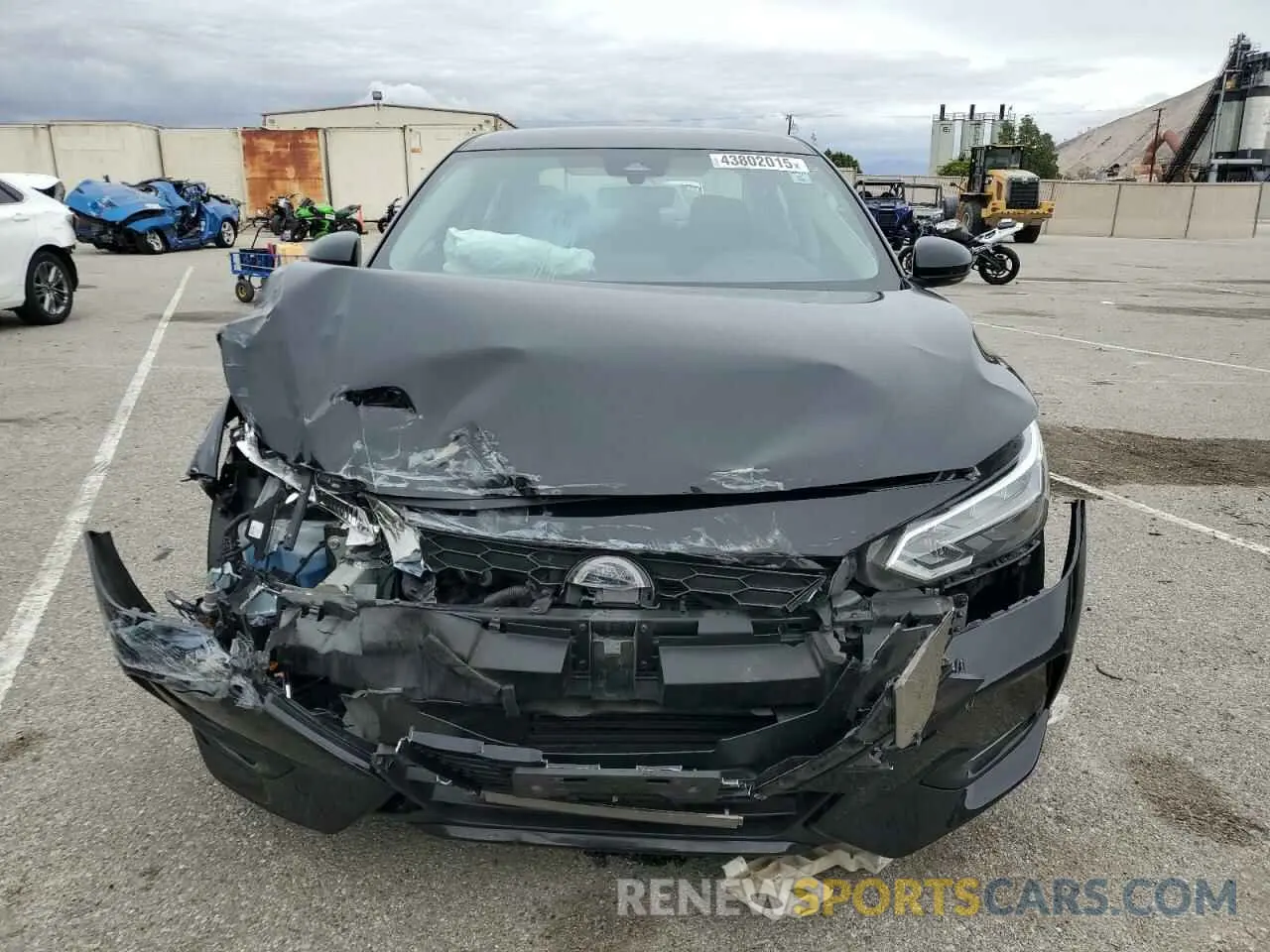 5 fotografías del automóvil dañado 3N1AB8DV0NY312399 NISSAN SENTRA 2022