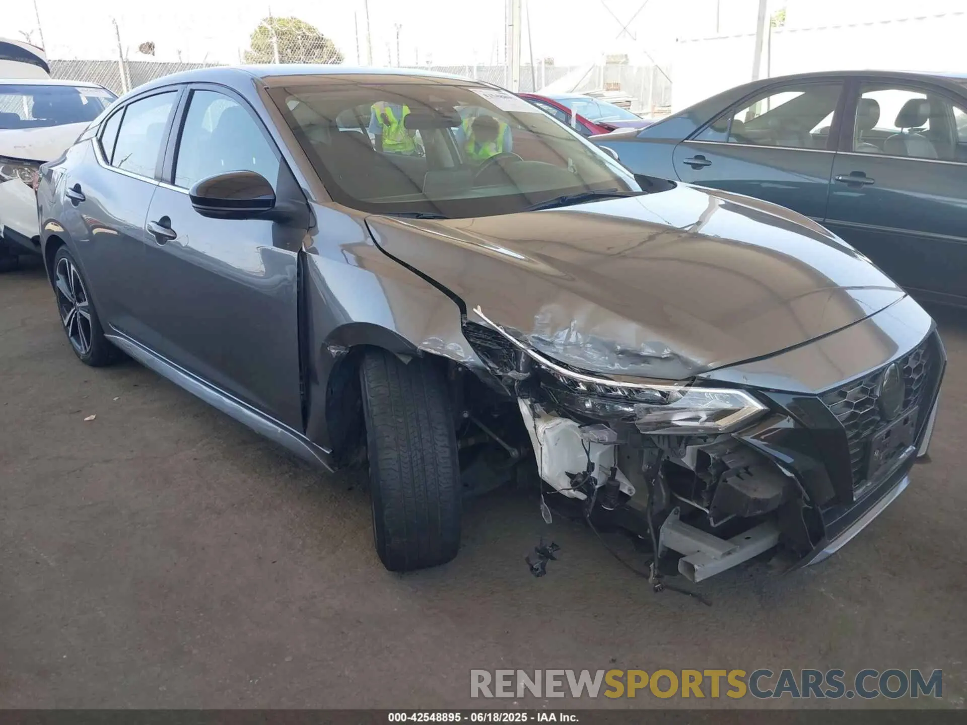 1 fotografías del automóvil dañado 3N1AB8DV1NY216927 NISSAN SENTRA 2022