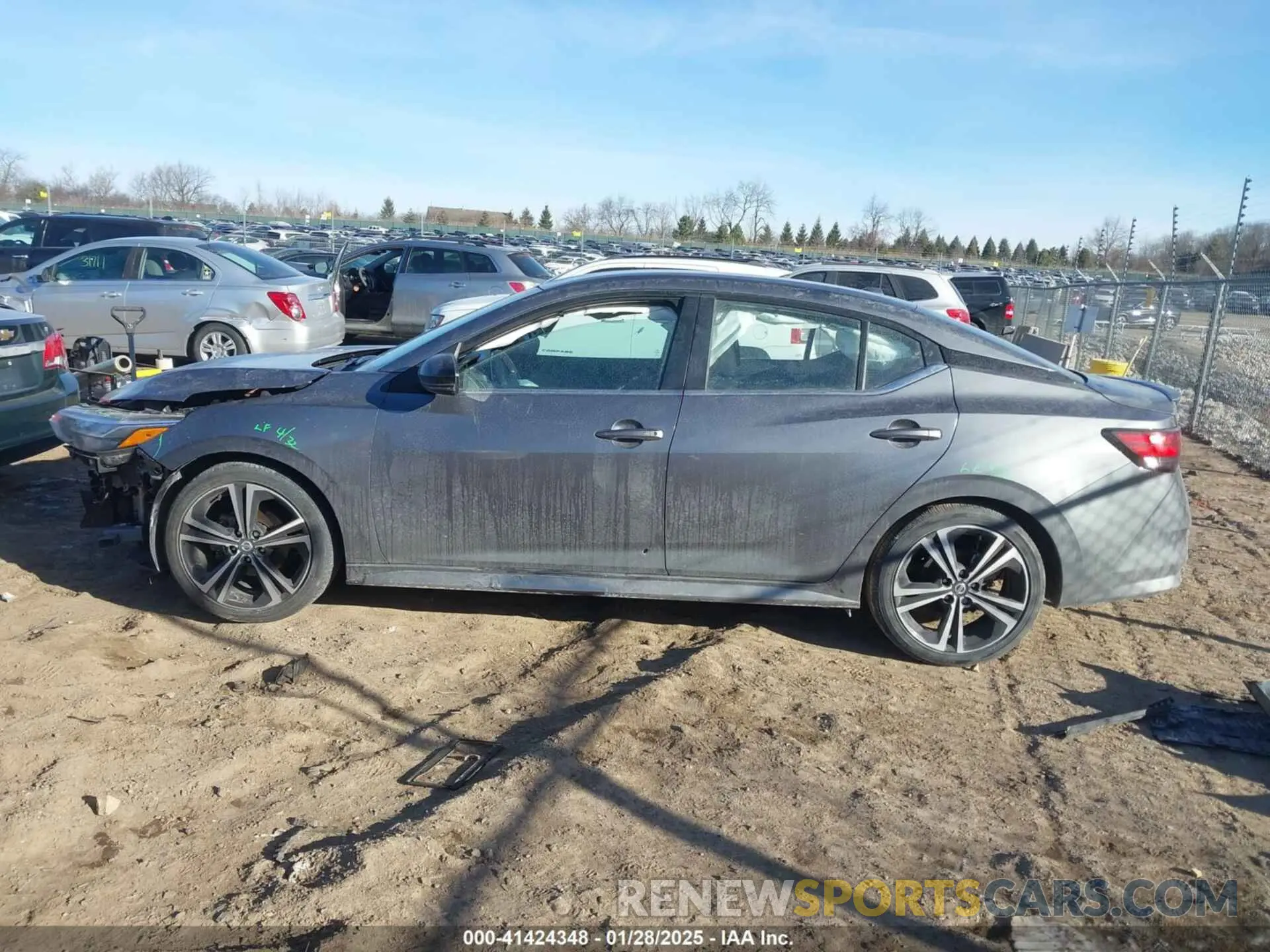 15 fotografías del automóvil dañado 3N1AB8DV1NY258613 NISSAN SENTRA 2022