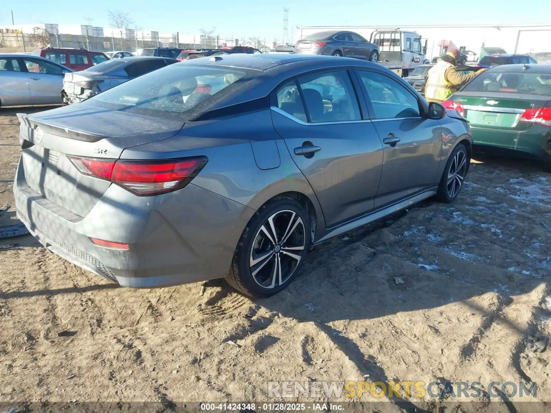4 fotografías del automóvil dañado 3N1AB8DV1NY258613 NISSAN SENTRA 2022