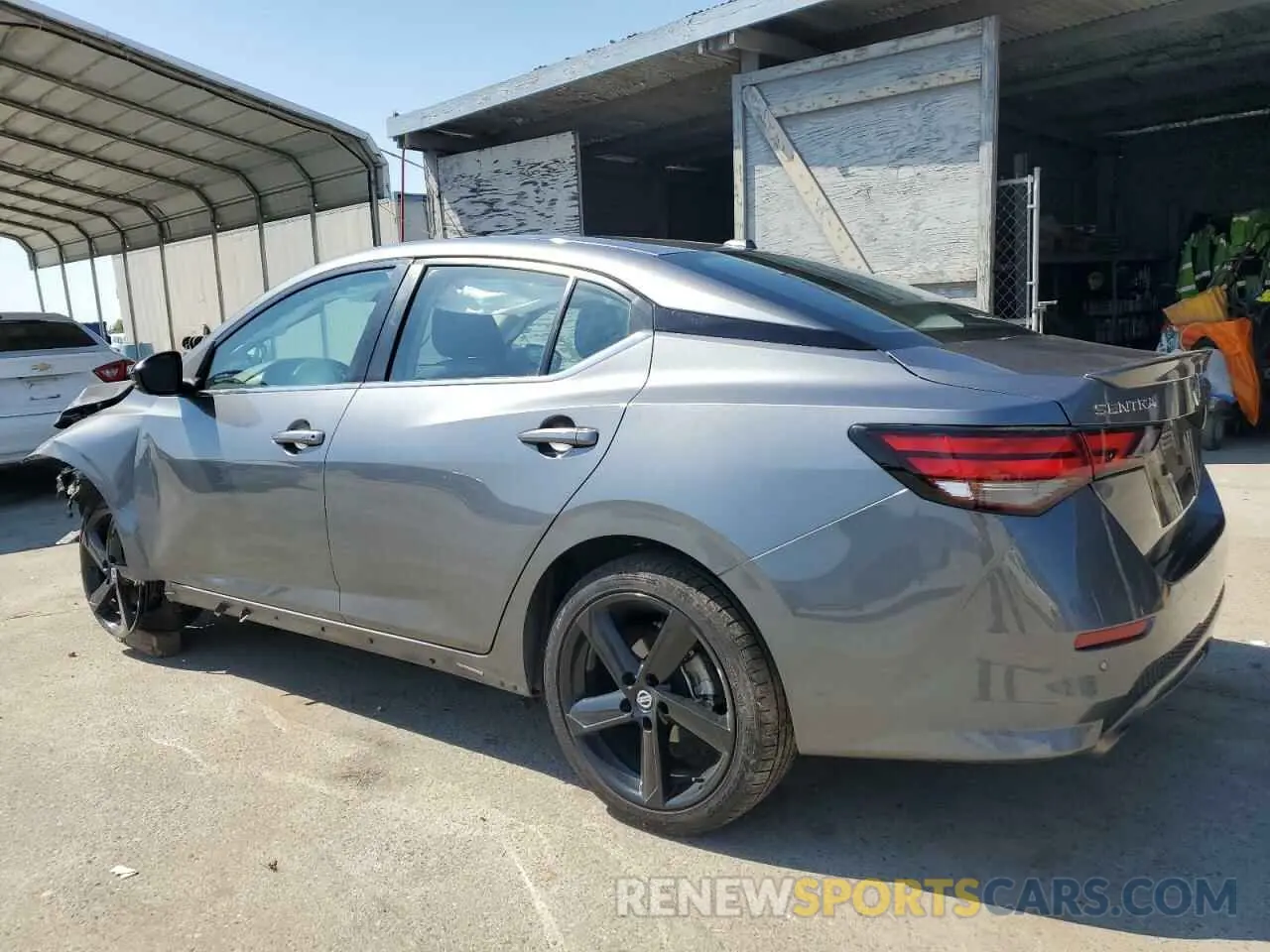 2 fotografías del automóvil dañado 3N1AB8DV1NY298125 NISSAN SENTRA 2022