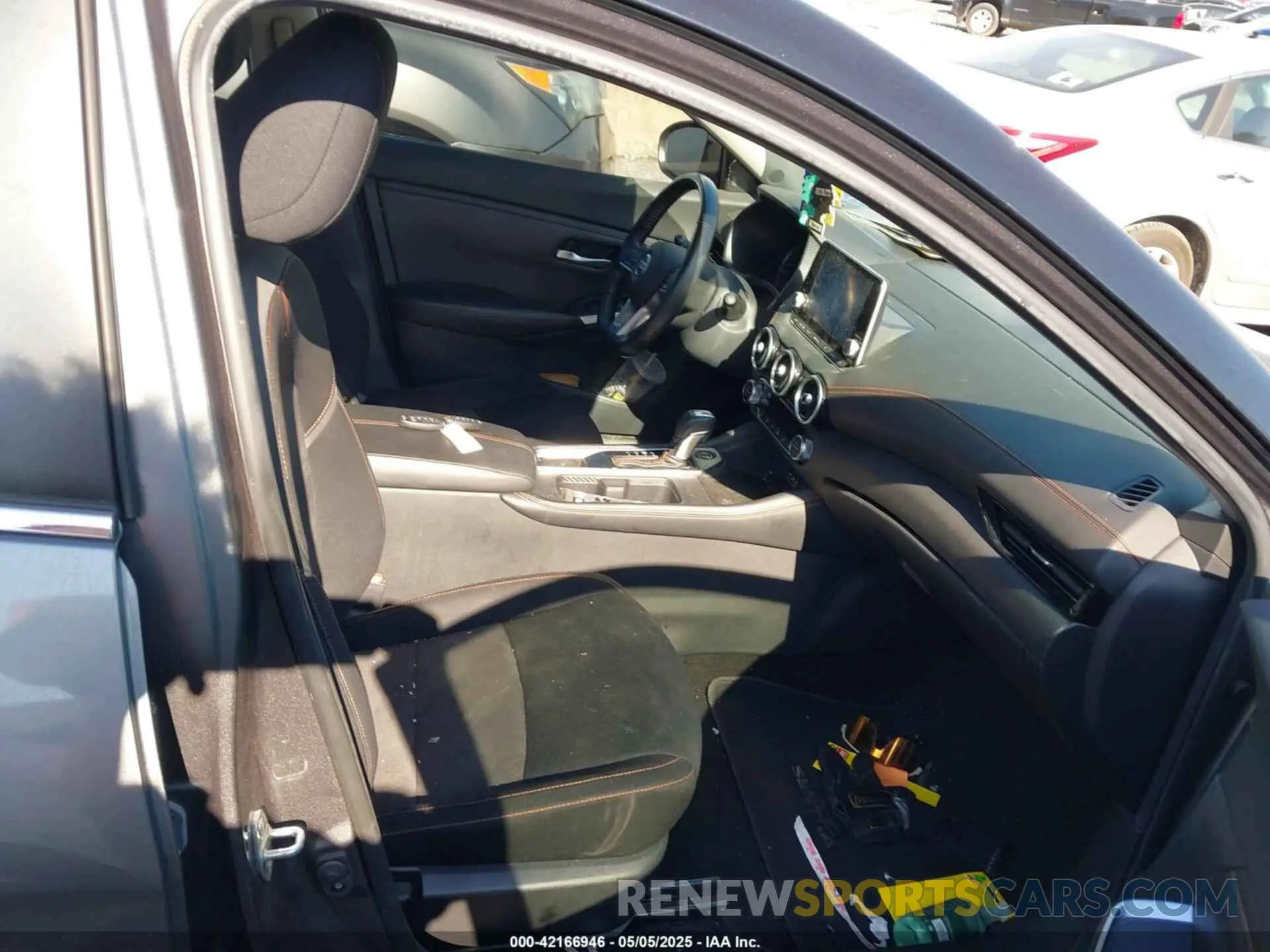5 fotografías del automóvil dañado 3N1AB8DV1NY313514 NISSAN SENTRA 2022