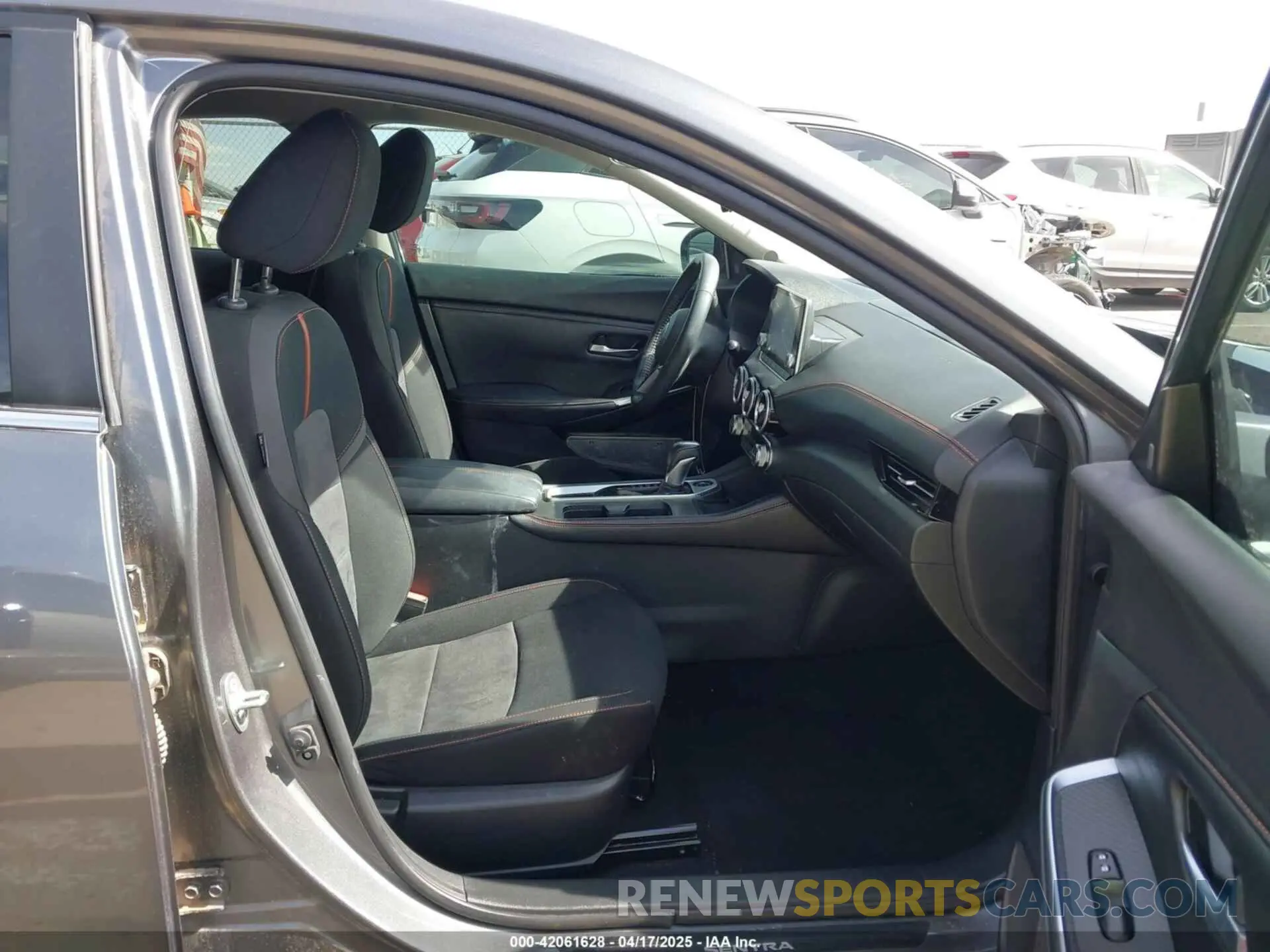 5 fotografías del automóvil dañado 3N1AB8DV2NY288168 NISSAN SENTRA 2022