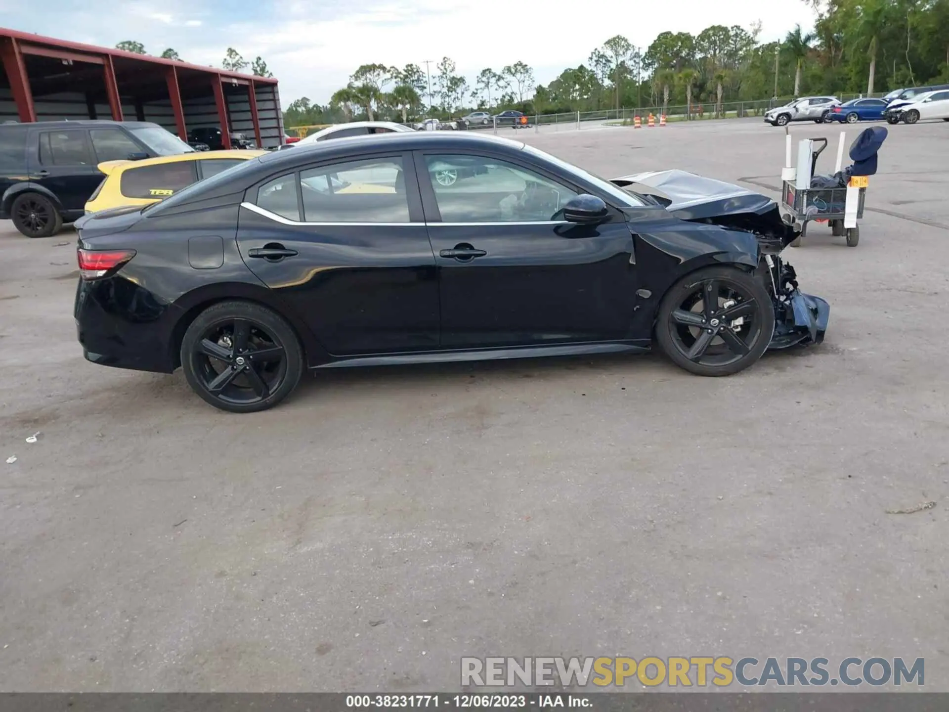 13 fotografías del automóvil dañado 3N1AB8DV2NY301744 NISSAN SENTRA 2022