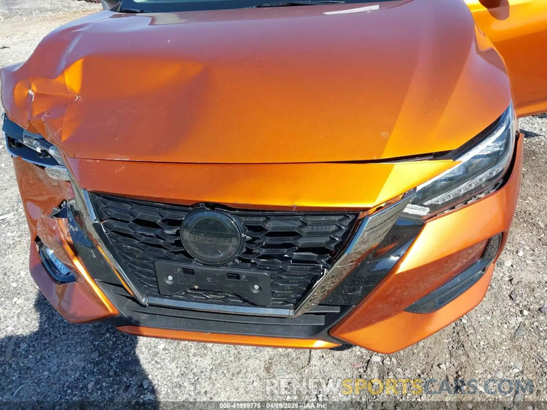 17 fotografías del automóvil dañado 3N1AB8DV2NY308788 NISSAN SENTRA 2022